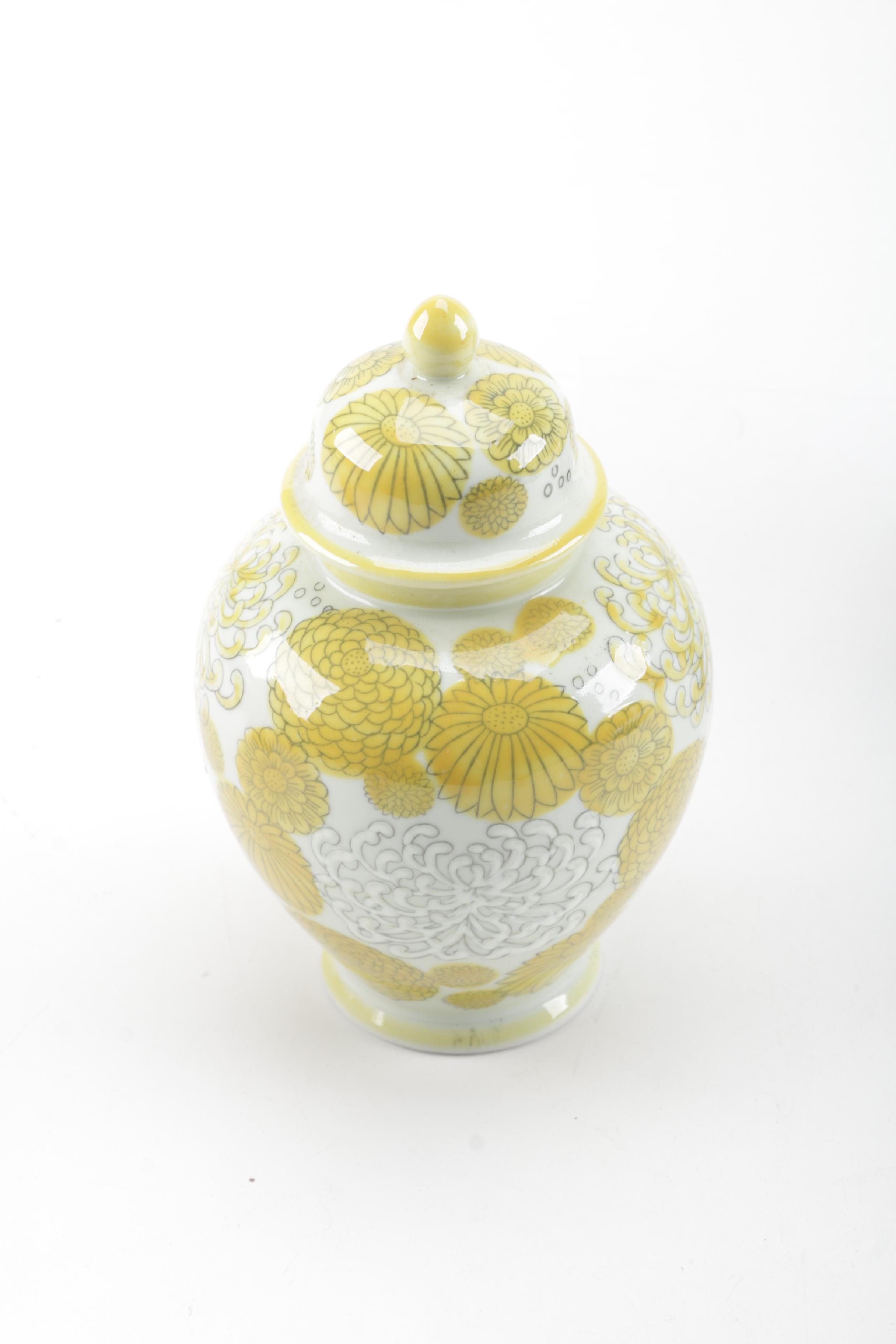 Ceramic Ginger Jars with Lids