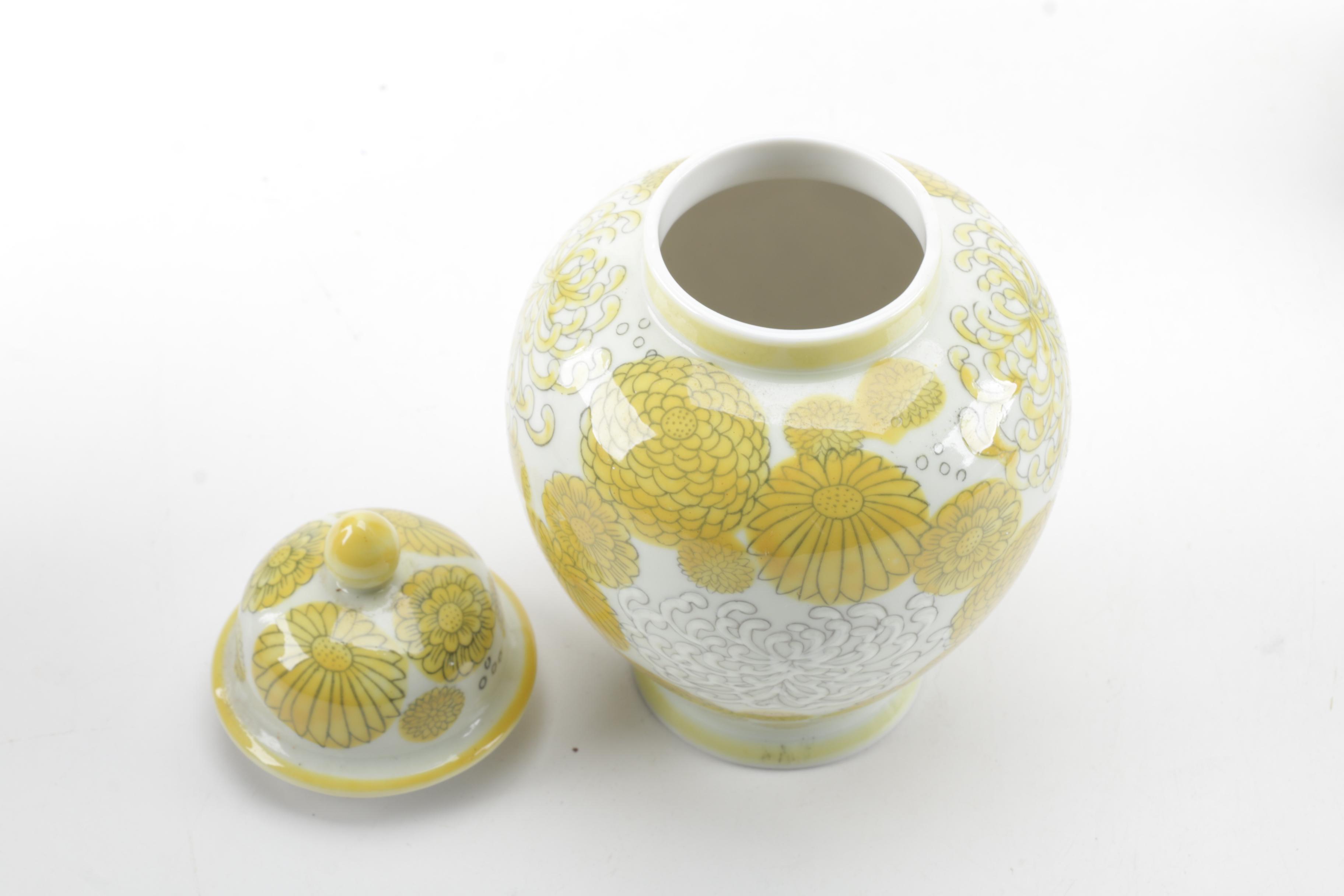 Ceramic Ginger Jars with Lids