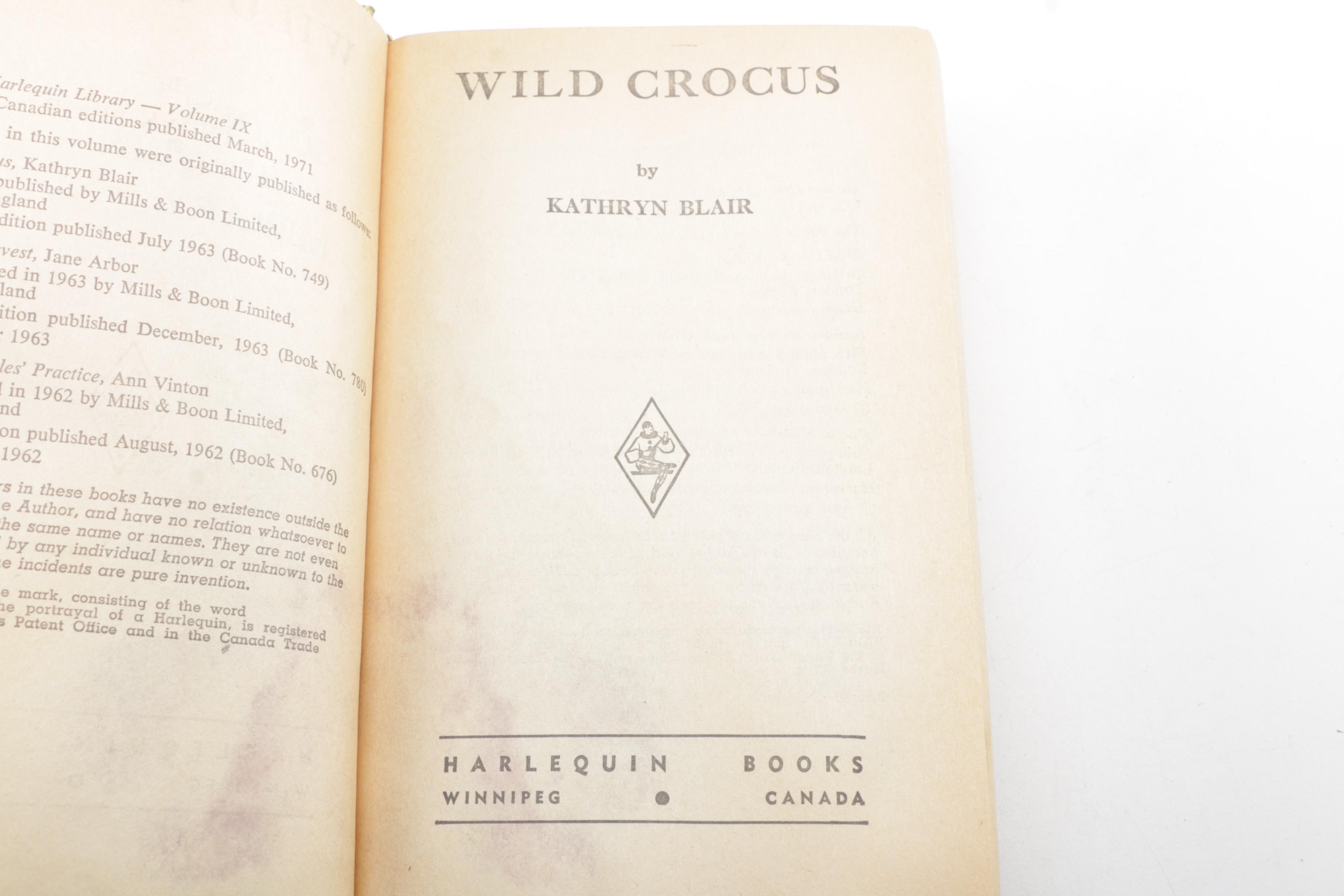 1971 "Golden Harlequin Library" Hardcover Books in Twenty Volumes