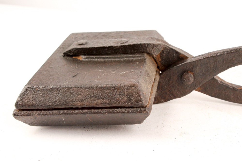 Cast Iron Fireplace Waffle Iron