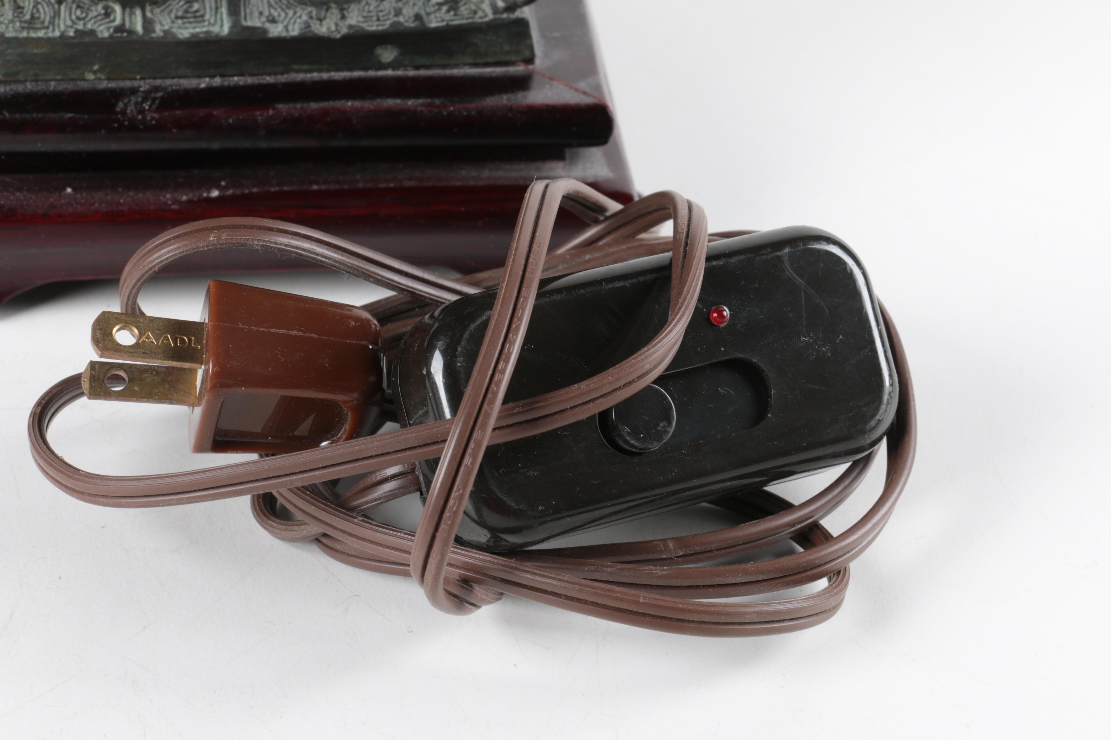 Chinese Bronze Table Lamp