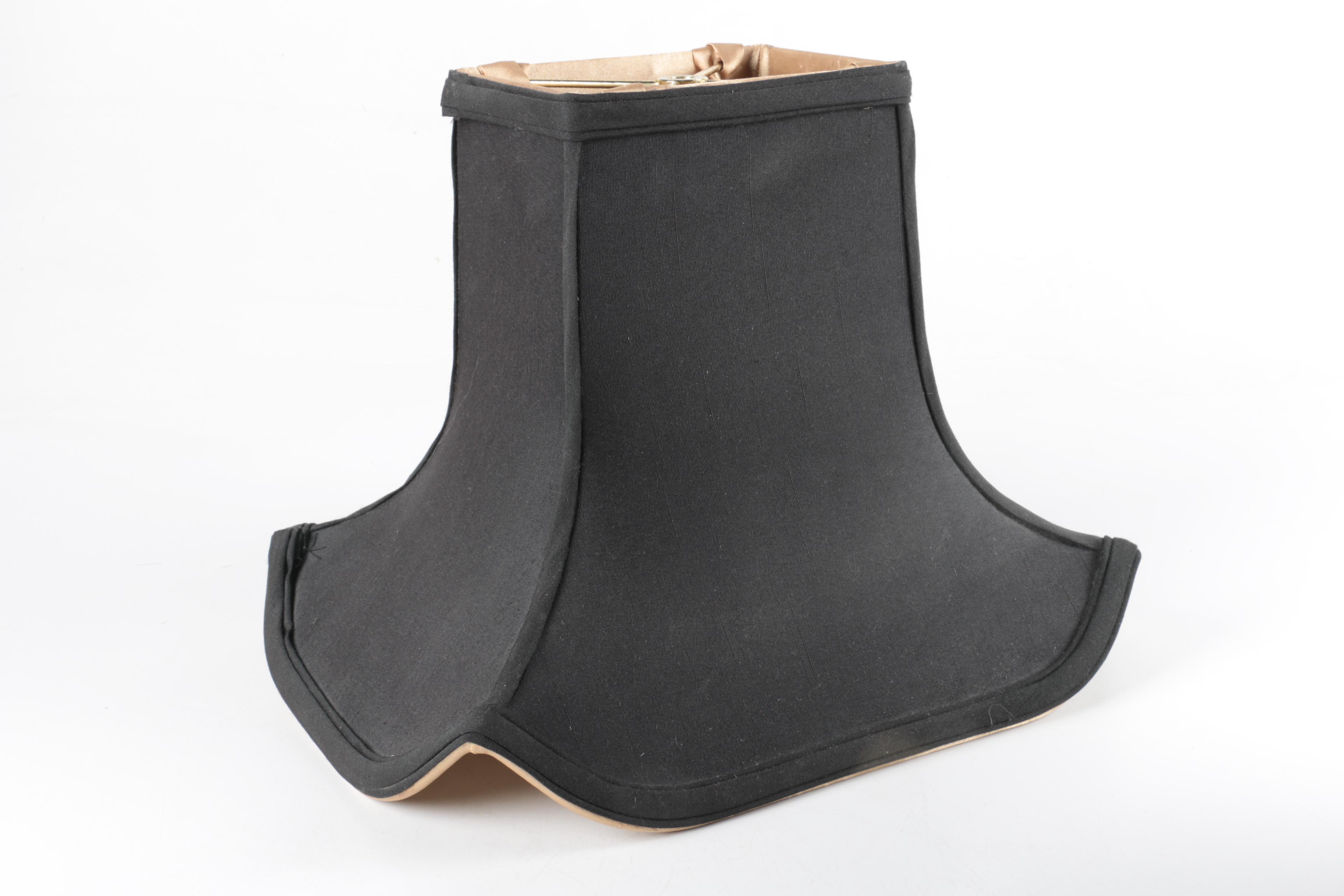 Chinese Bronze Table Lamp