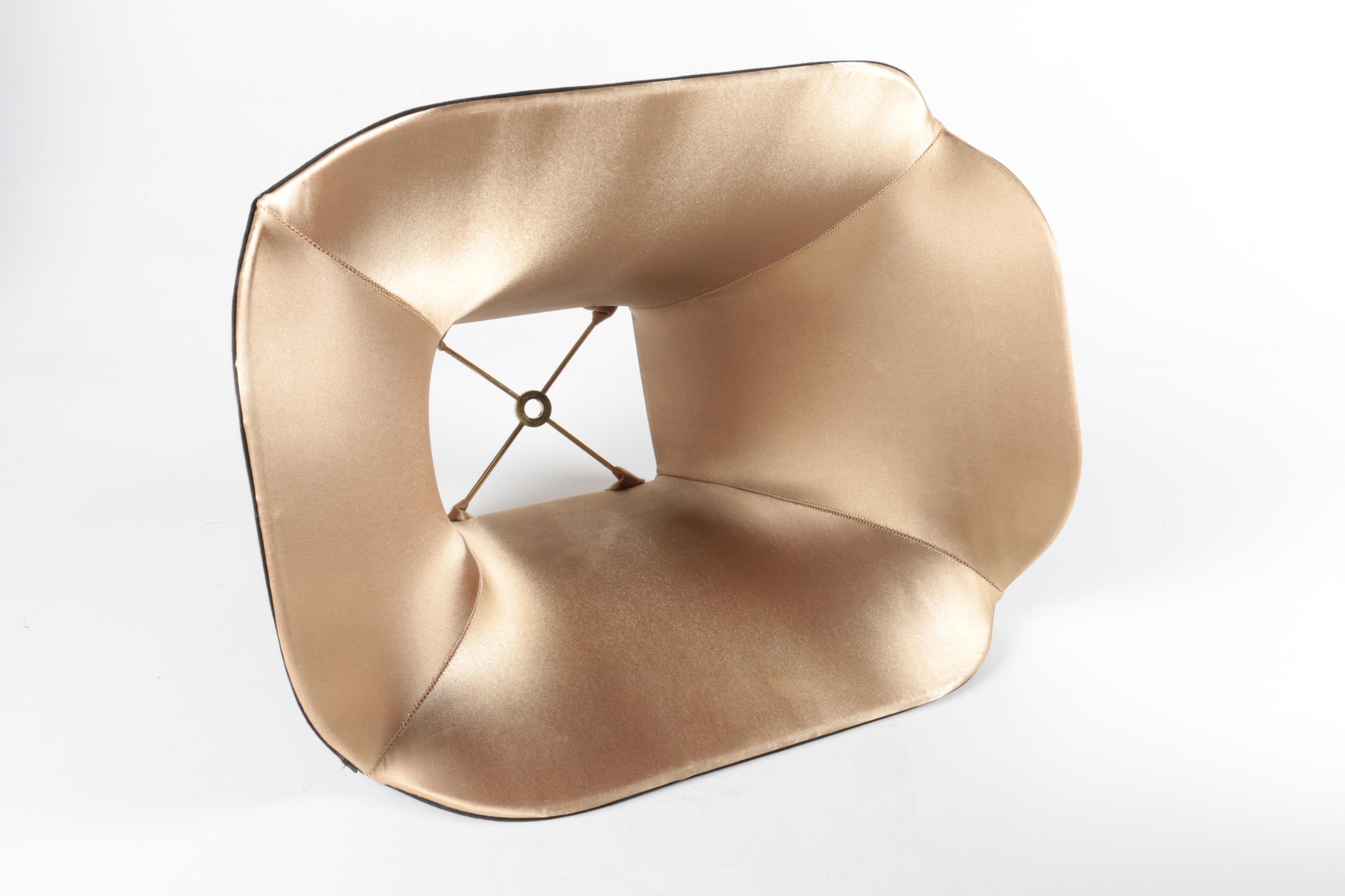 Chinese Bronze Table Lamp