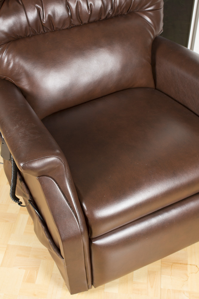 Power Lift and Recliner Chair by Golden
