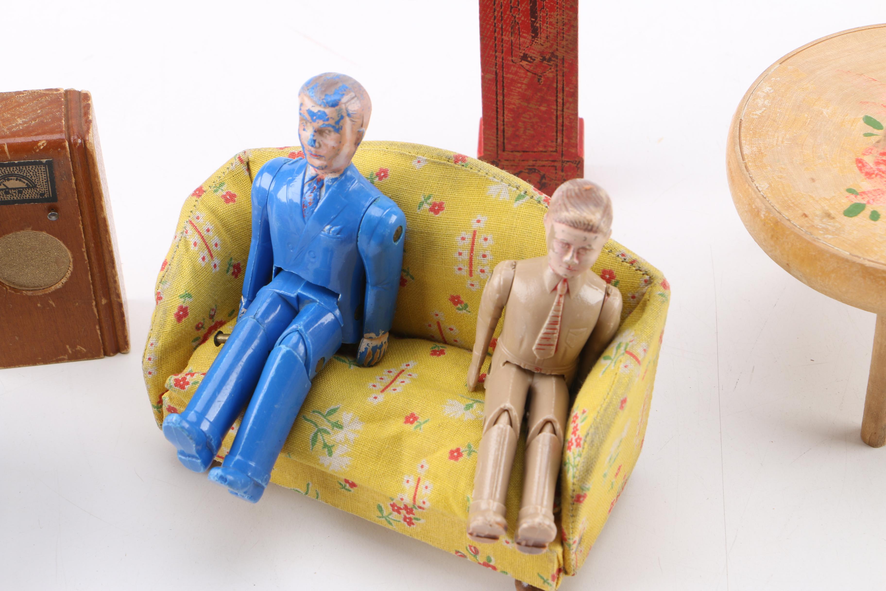 1950s Renwal Plastic Doll Family and Doll House Furniture