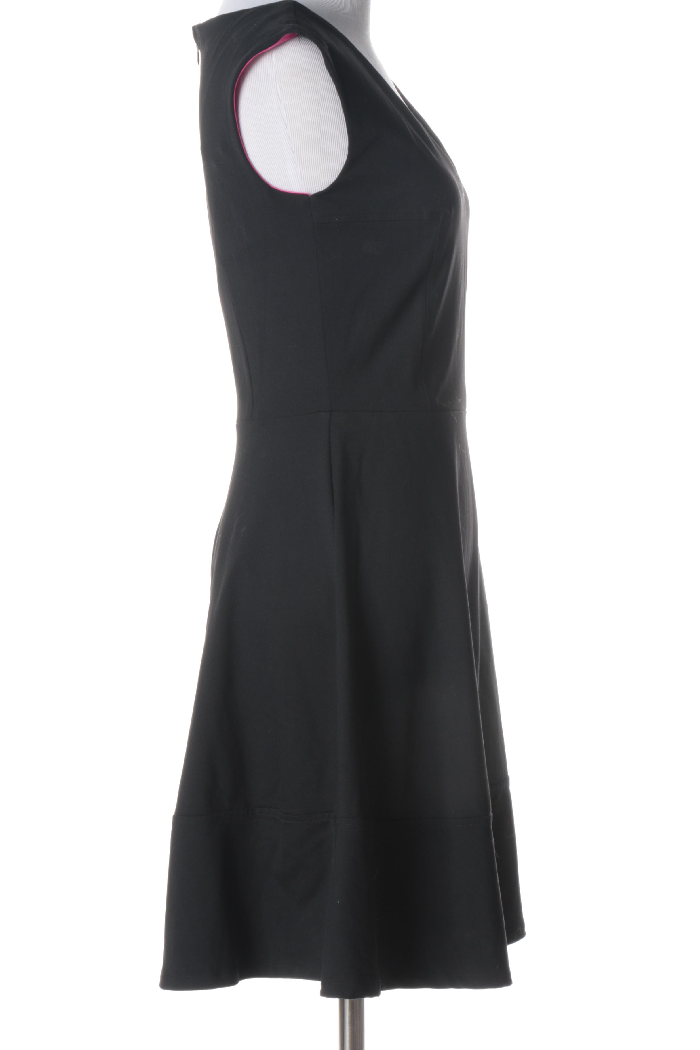 Women's Black Sleeveless Dresses