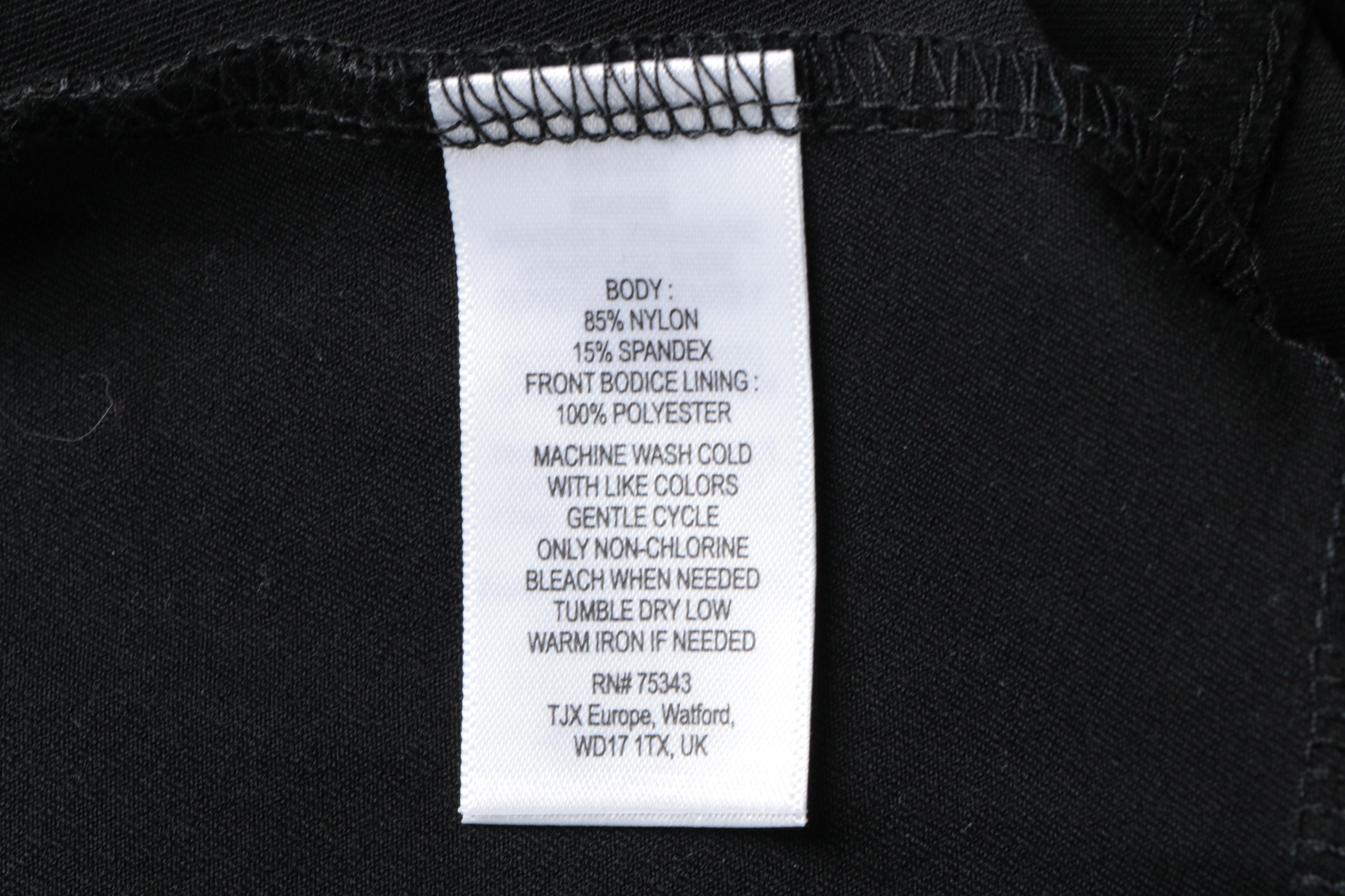 Women's Black Sleeveless Dresses