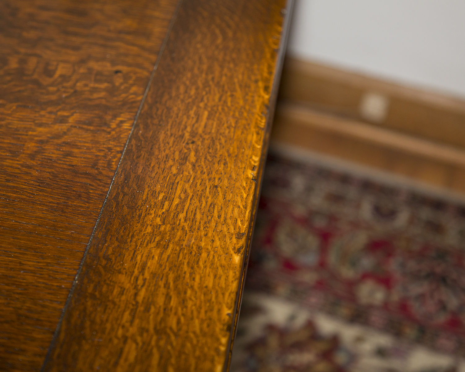 English Oak Expandable Pub Table