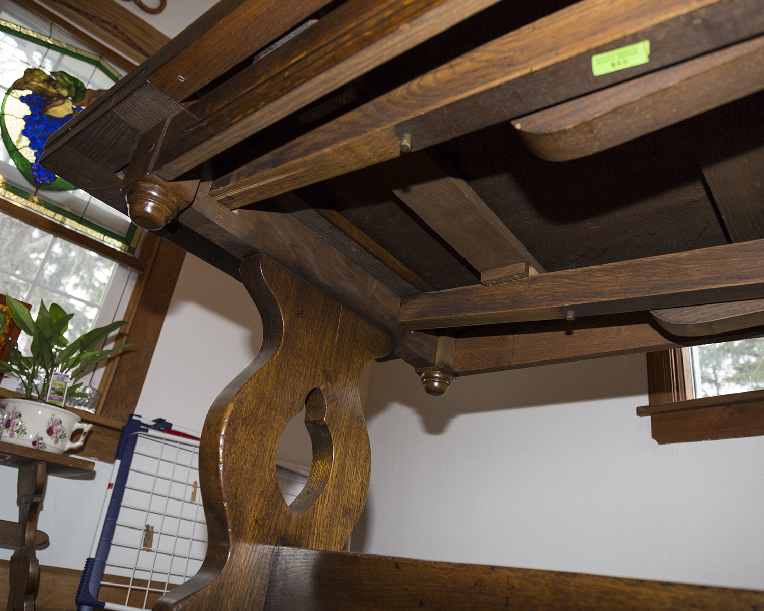 English Oak Expandable Pub Table