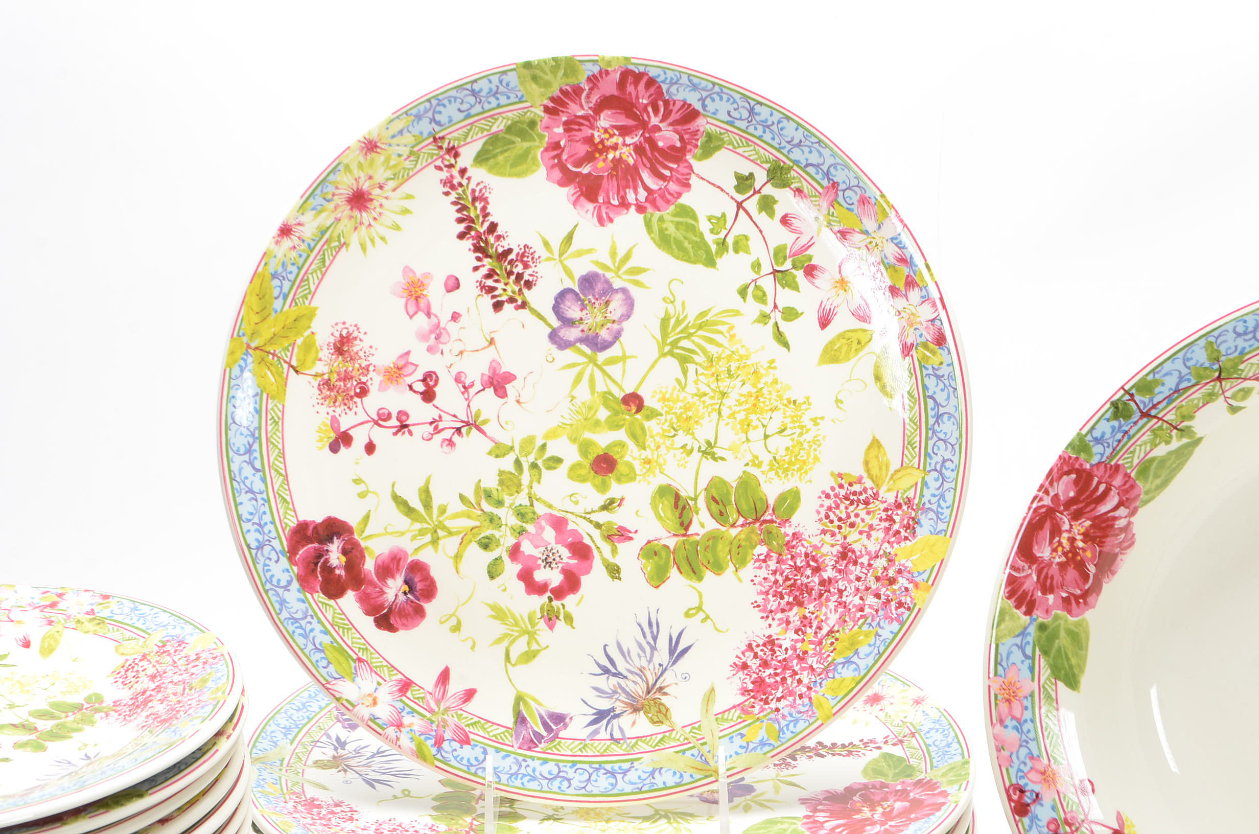Gien "Millefleurs" Dinnerware