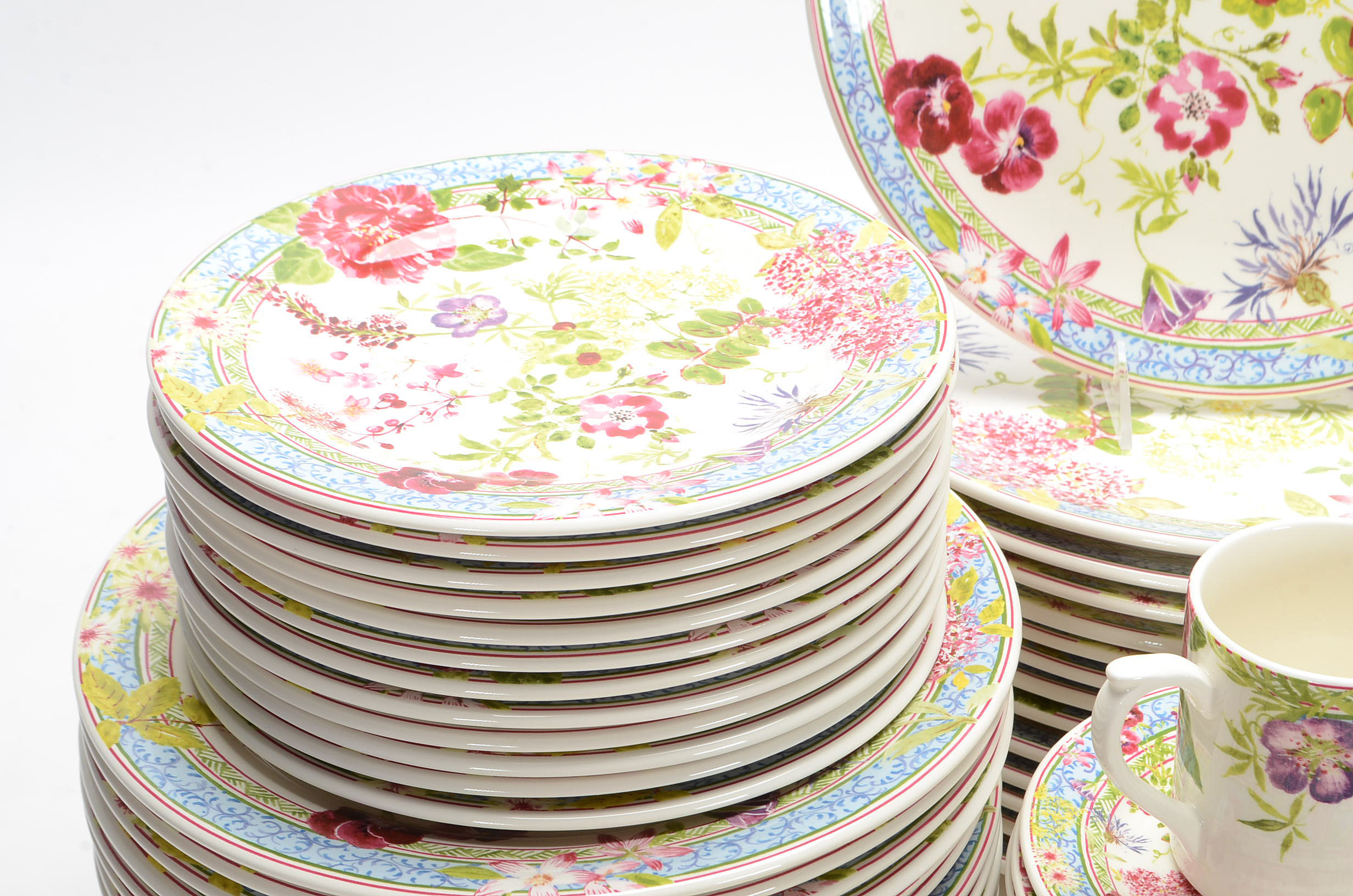 Gien "Millefleurs" Dinnerware