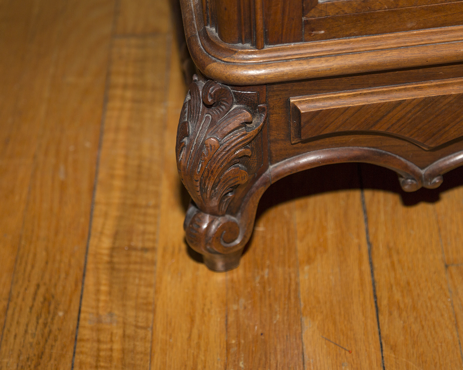 Antique French Louis XV Style Marble Top Dresser with Mirror