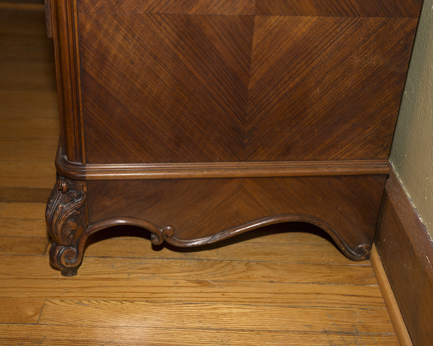 Antique French Louis XV Style Marble Top Dresser with Mirror