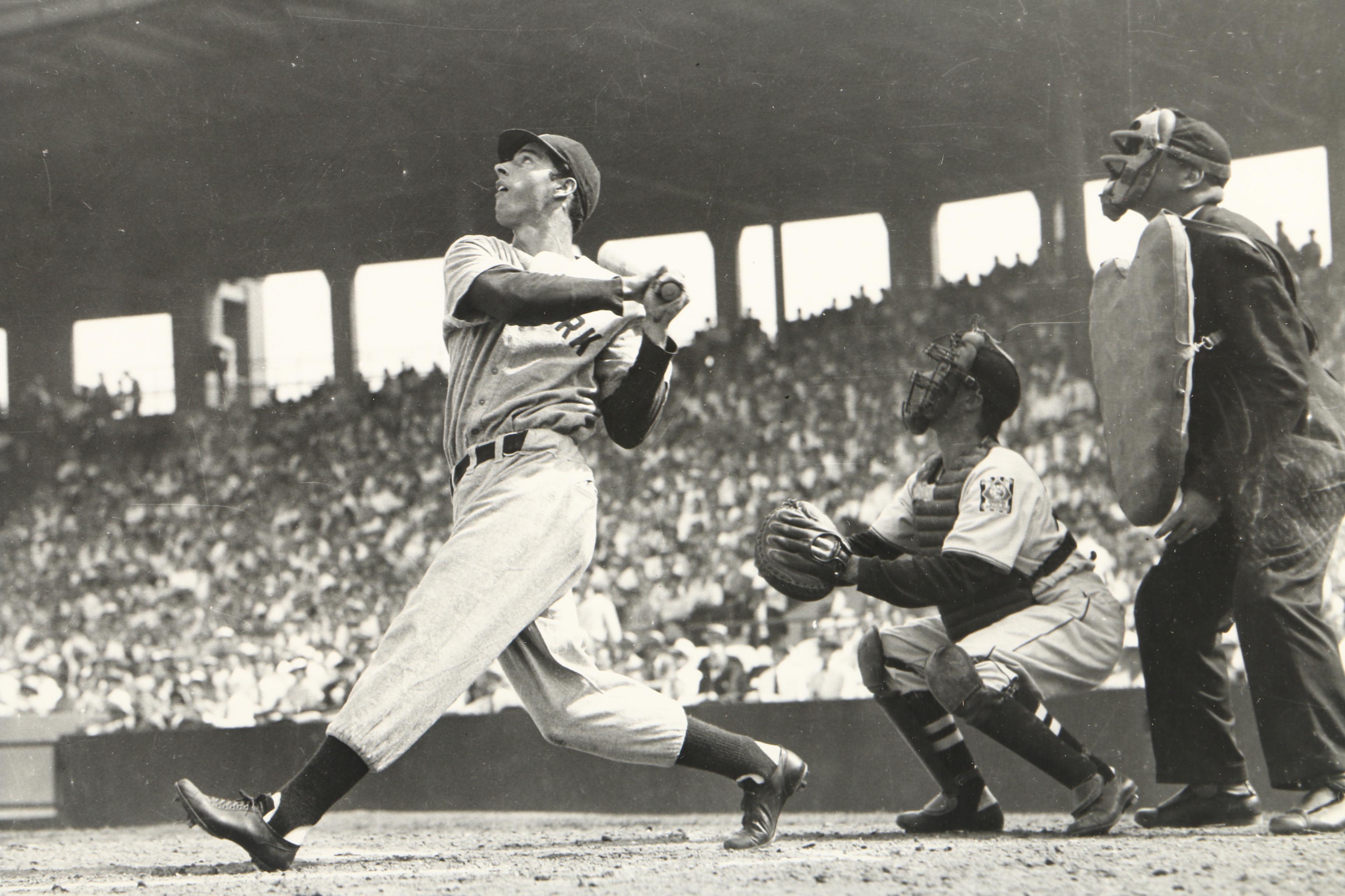 Photographs Featuring the New York Yankees