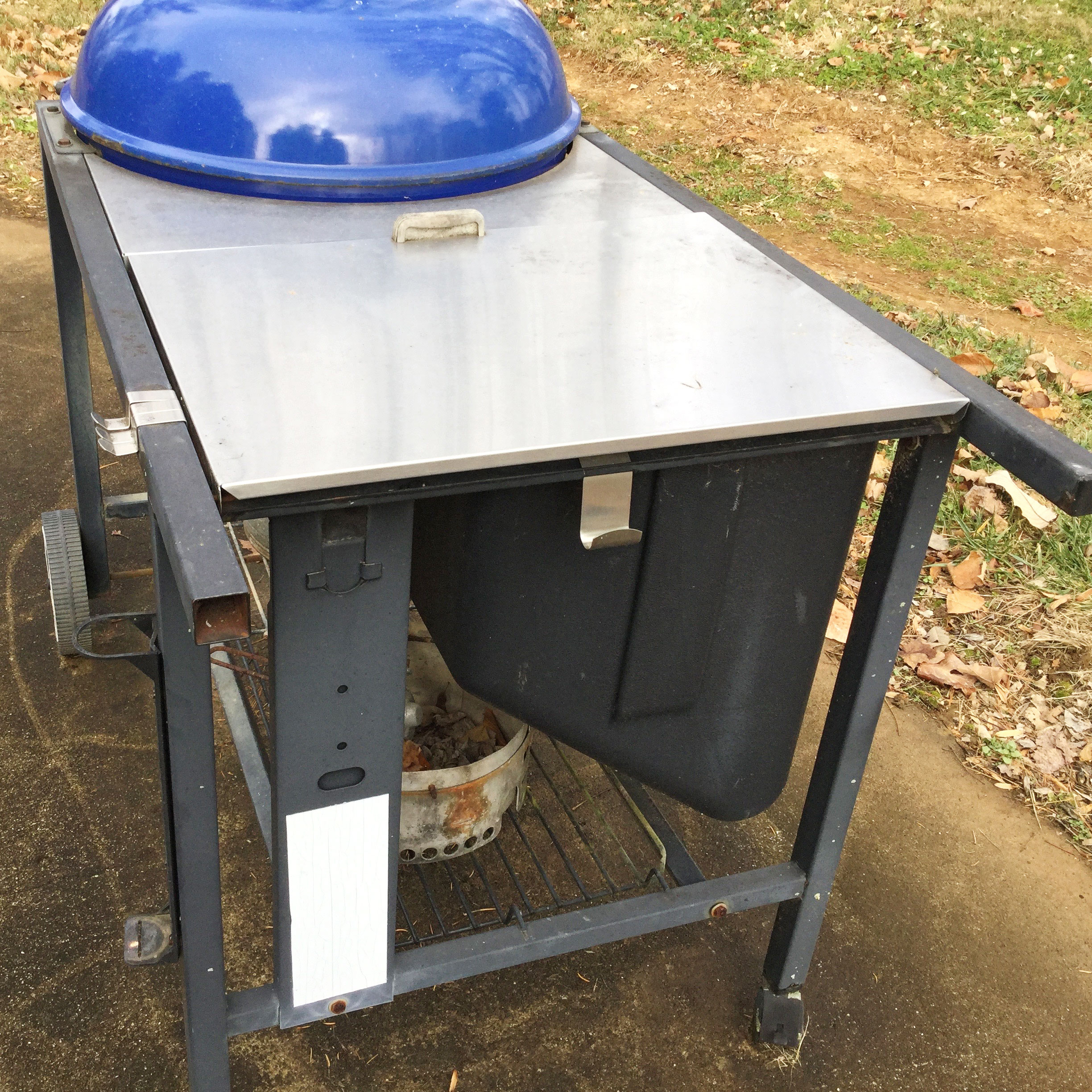 Weber Charcoal Grill Station
