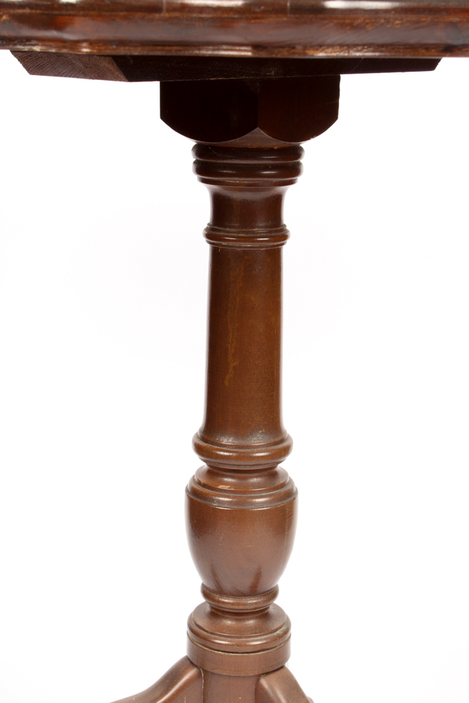 Vintage Pie Crust Tea Table