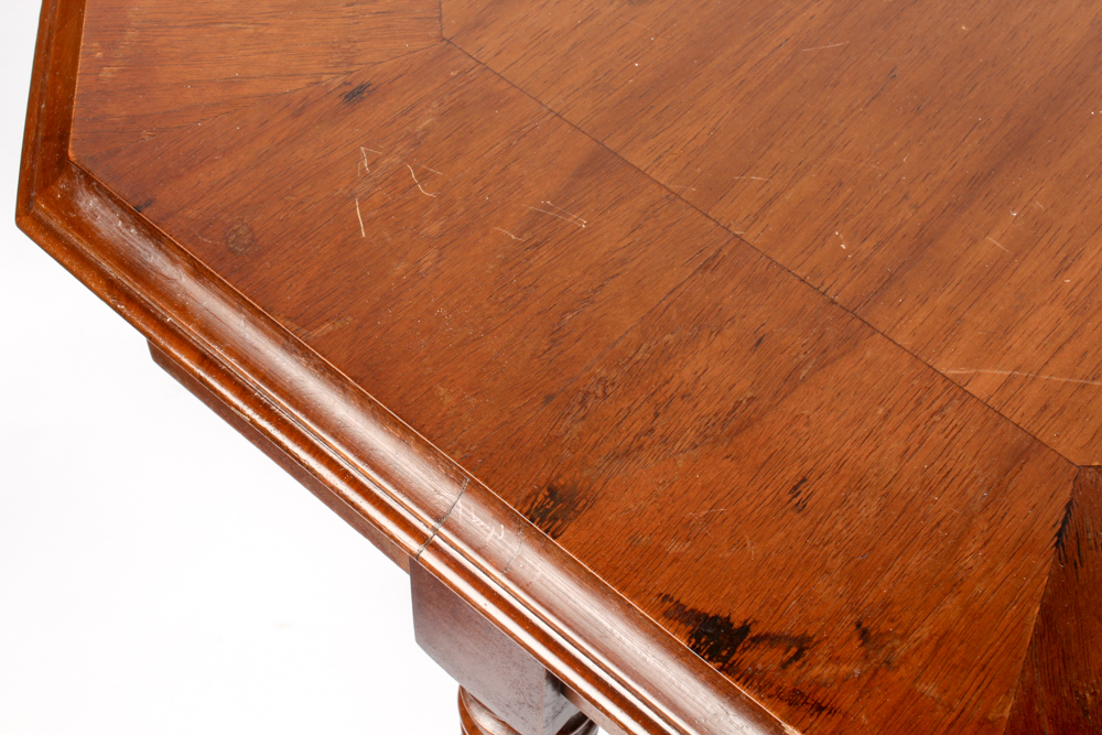 Federal Style Walnut Lamp Table