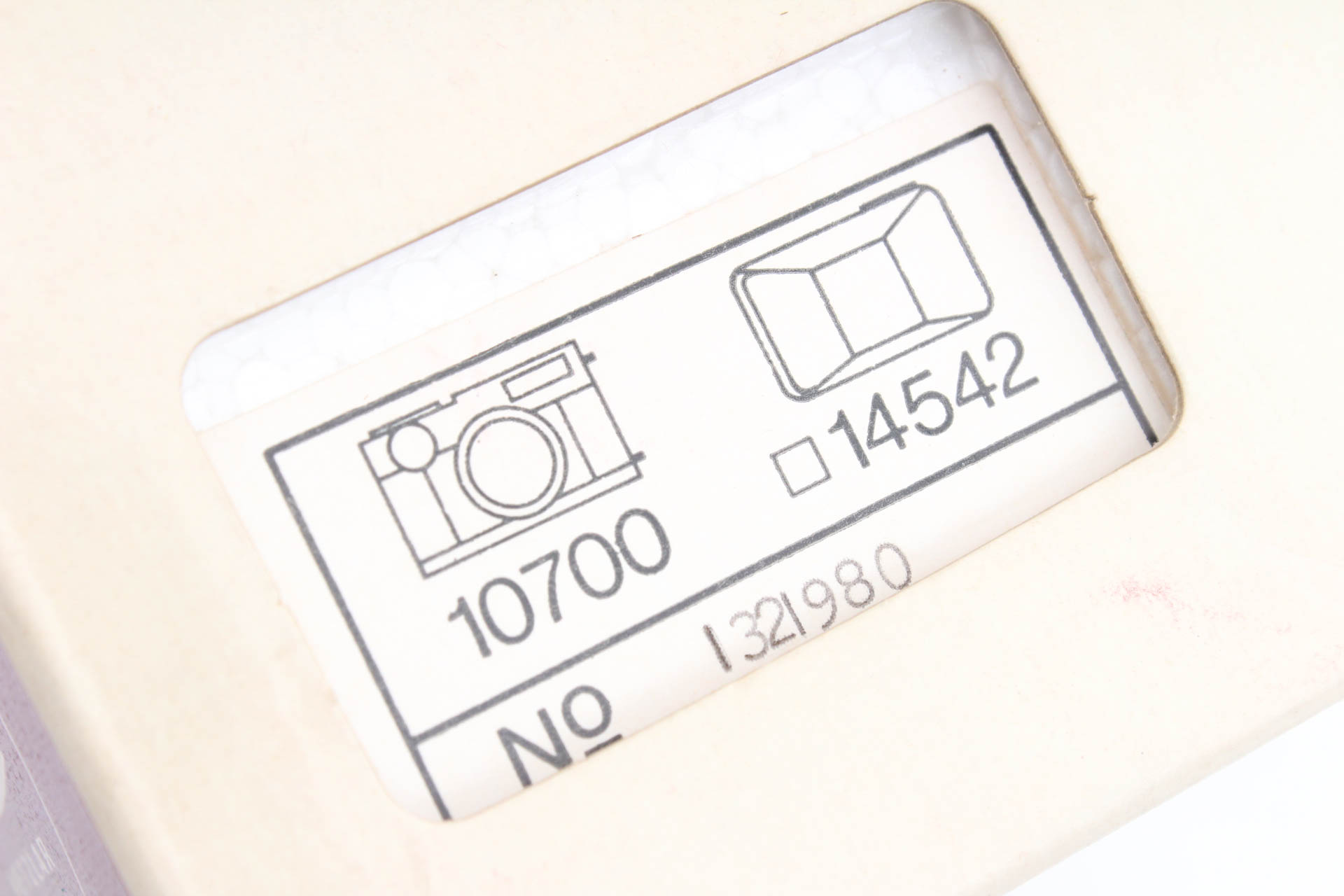 Leica CL 35mm Camera with Leica Summicron-C Lens