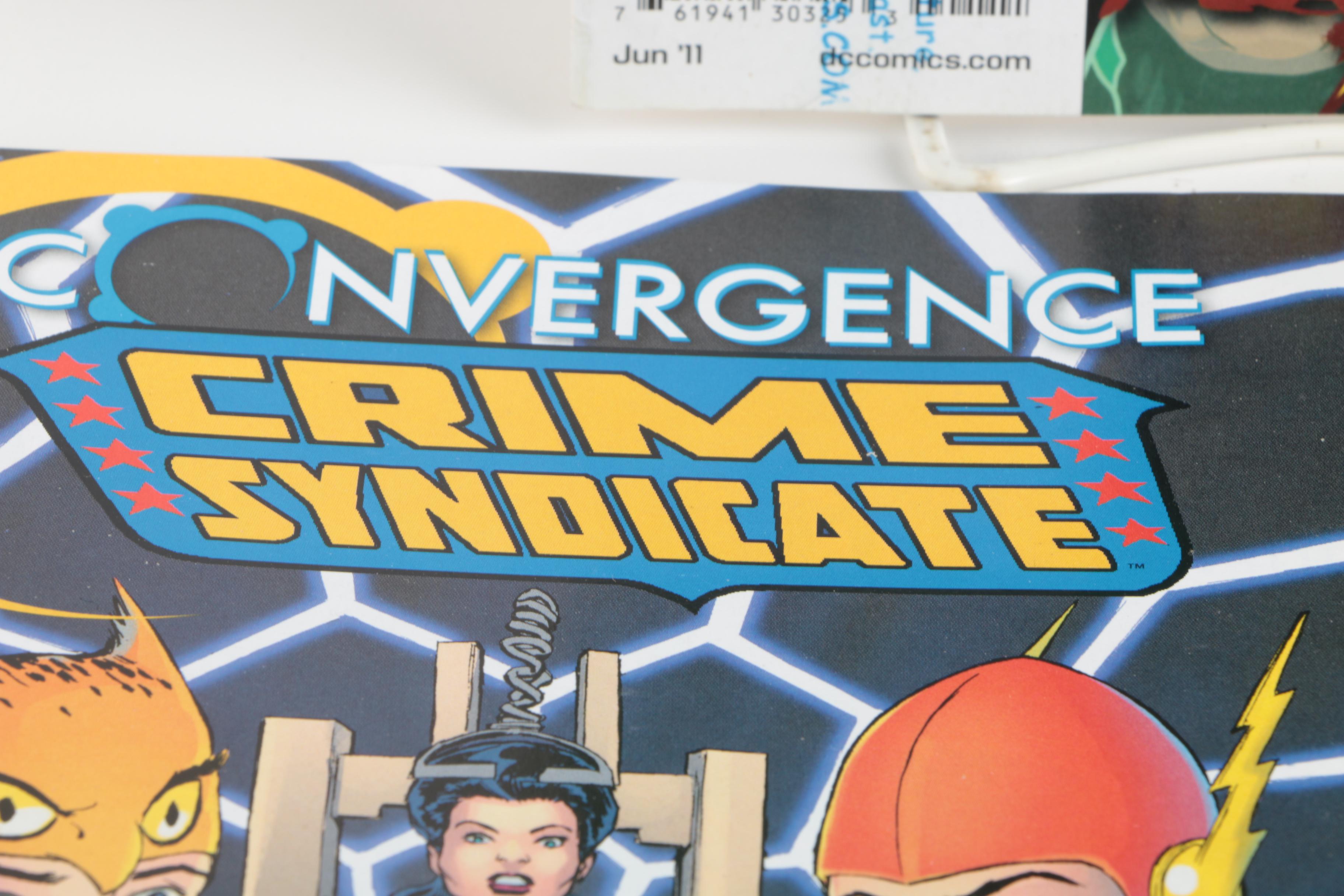 Nineteen DC and Vertigo Modern Age Comic Books