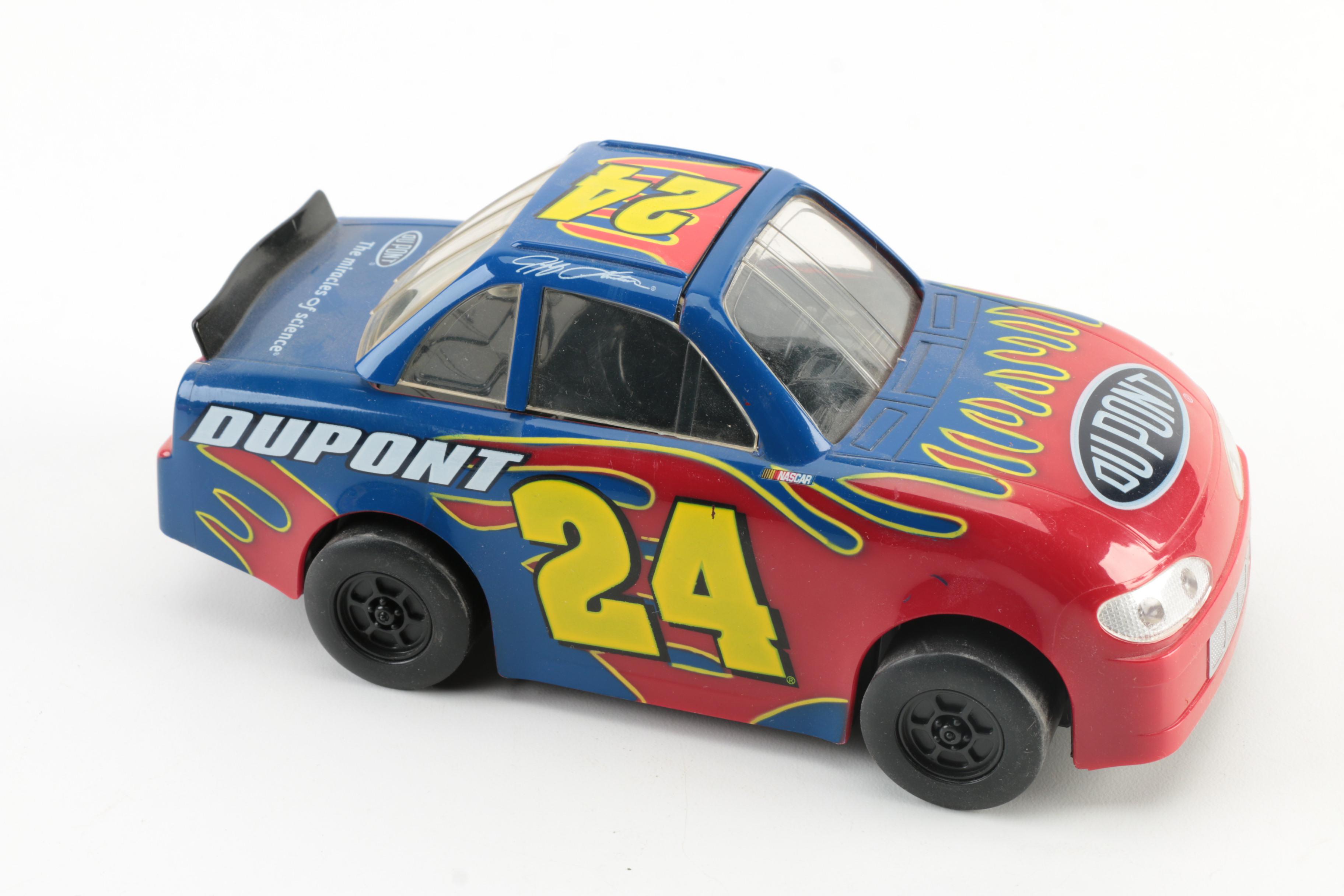 NASCAR Hall-Of-Fame Guides and Model Cars