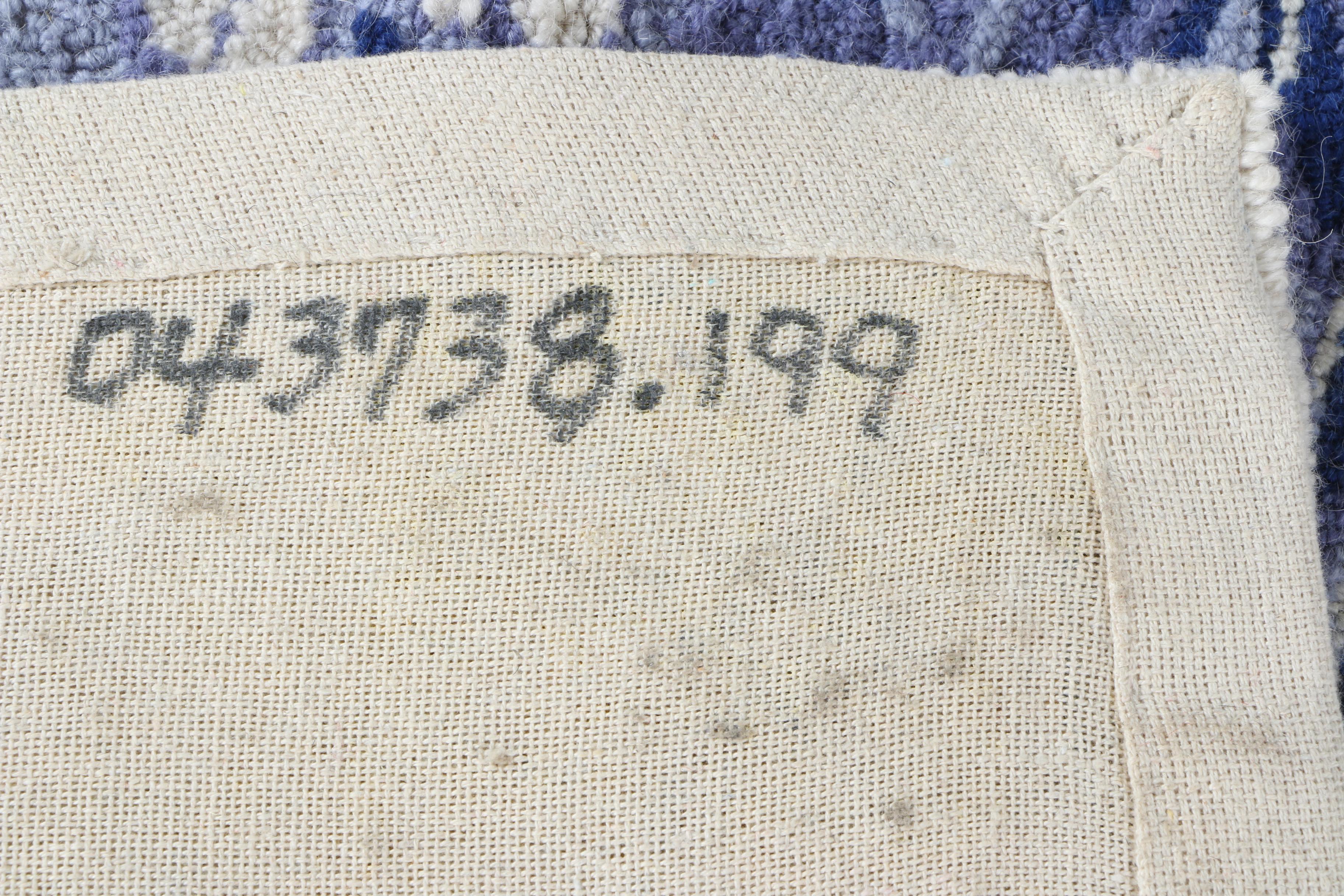 Hand-Hooked Rug Market "English Bloom" Area Rug