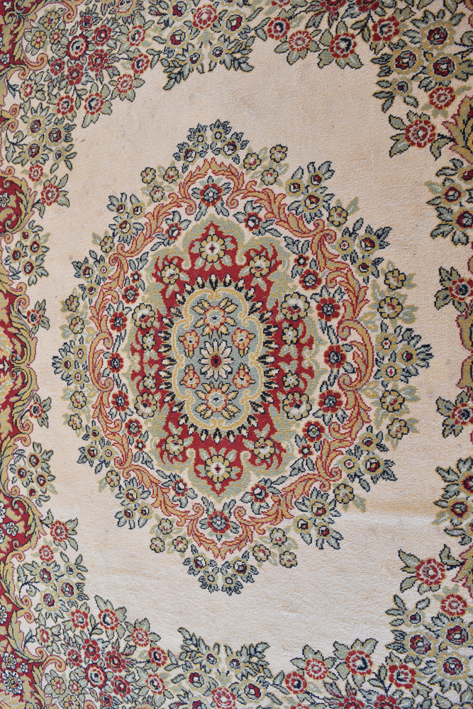 Power-Loomed Persian Style Wool Area Rug