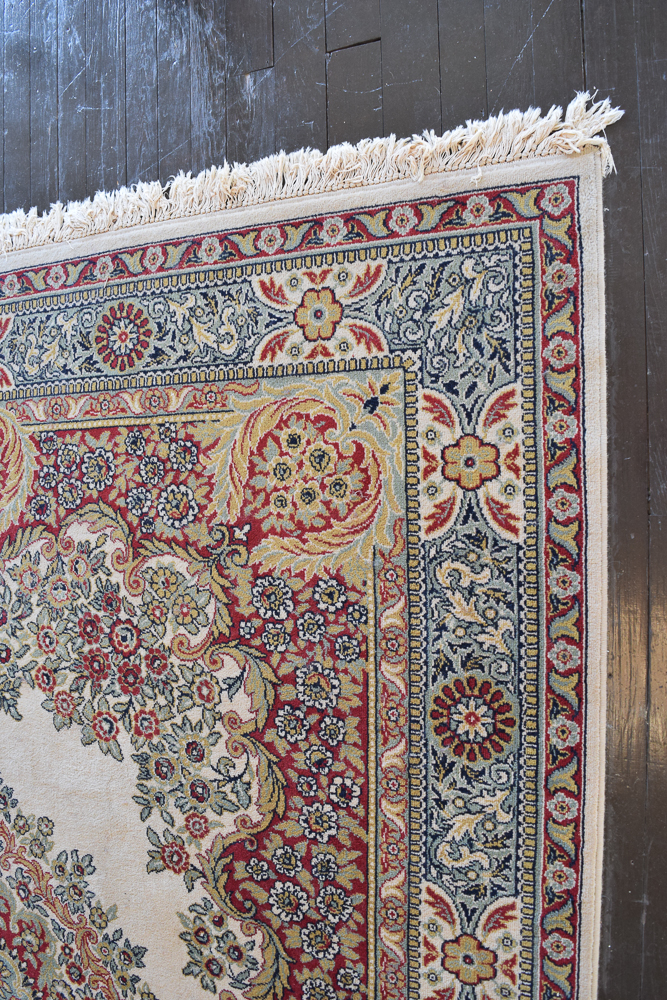Power-Loomed Persian Style Wool Area Rug