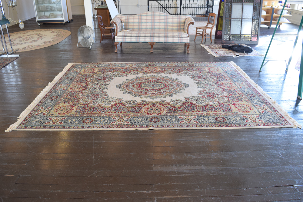 Power-Loomed Persian Style Wool Area Rug