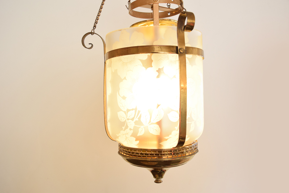 Pendant Lamp With Etched Shade