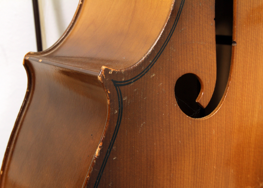 Engelhardt E110 Student Cello with Glasser Bow