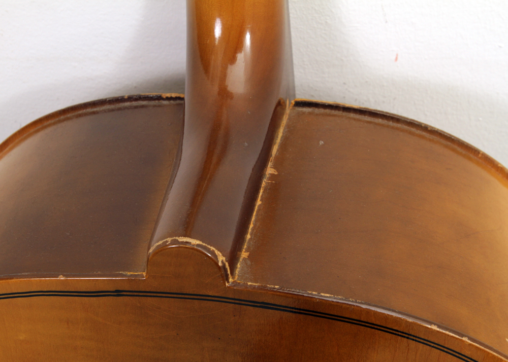 Engelhardt E110 Student Cello with Glasser Bow