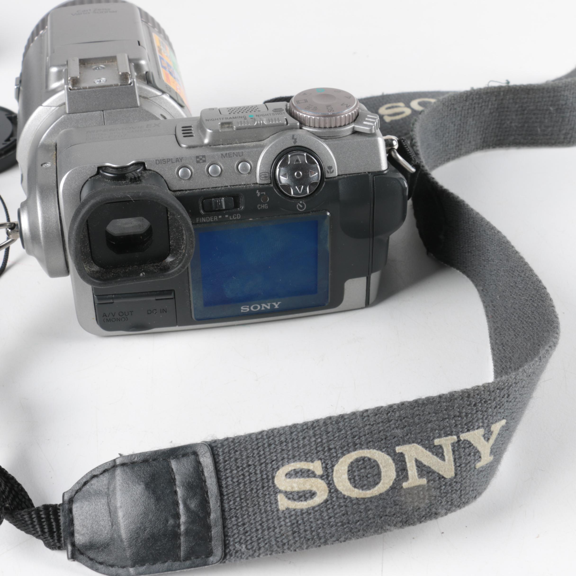 Sony Cyber-Shot DSC-F707 Digital Camera
