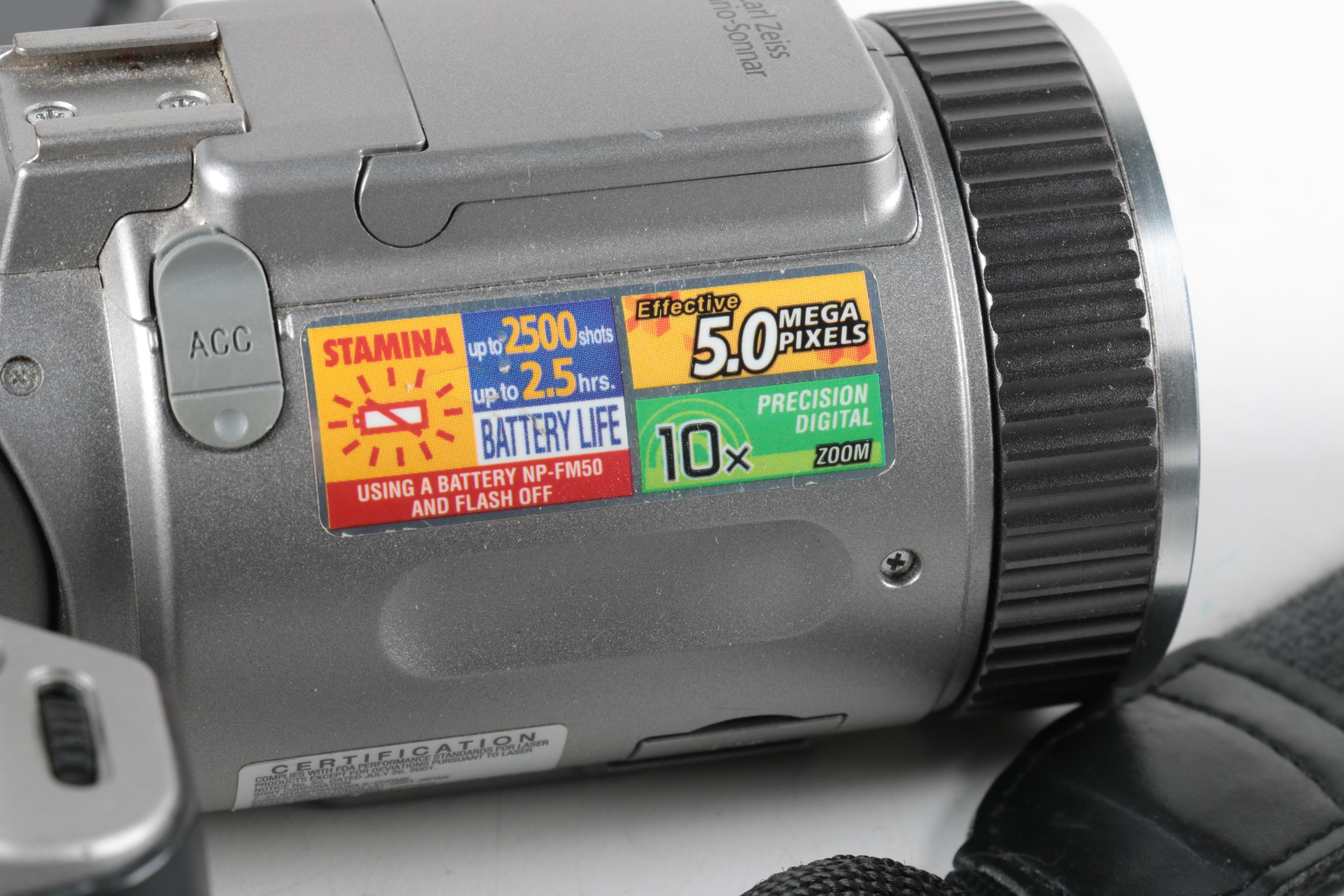 Sony Cyber-Shot DSC-F707 Digital Camera