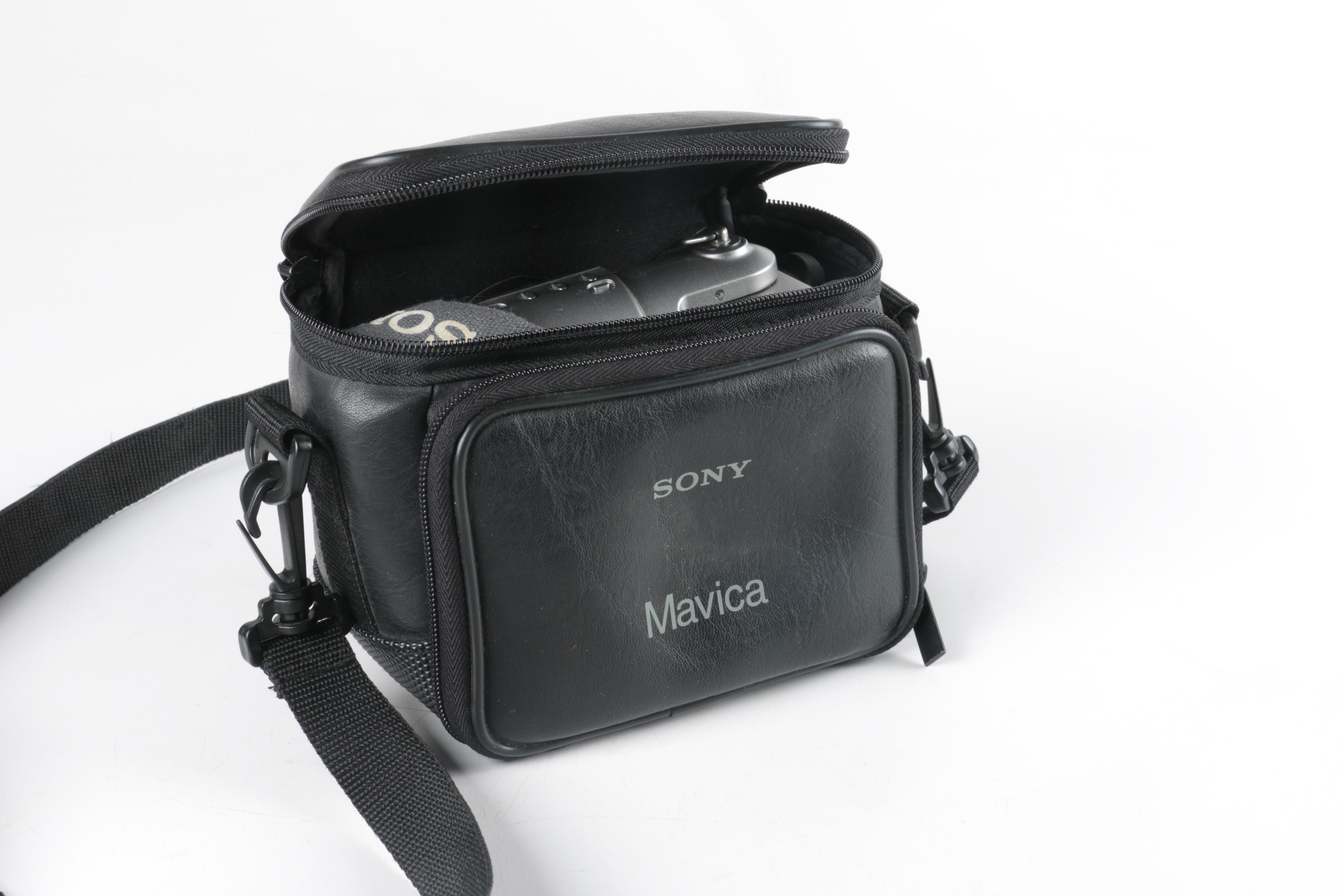 Sony Cyber-Shot DSC-F707 Digital Camera