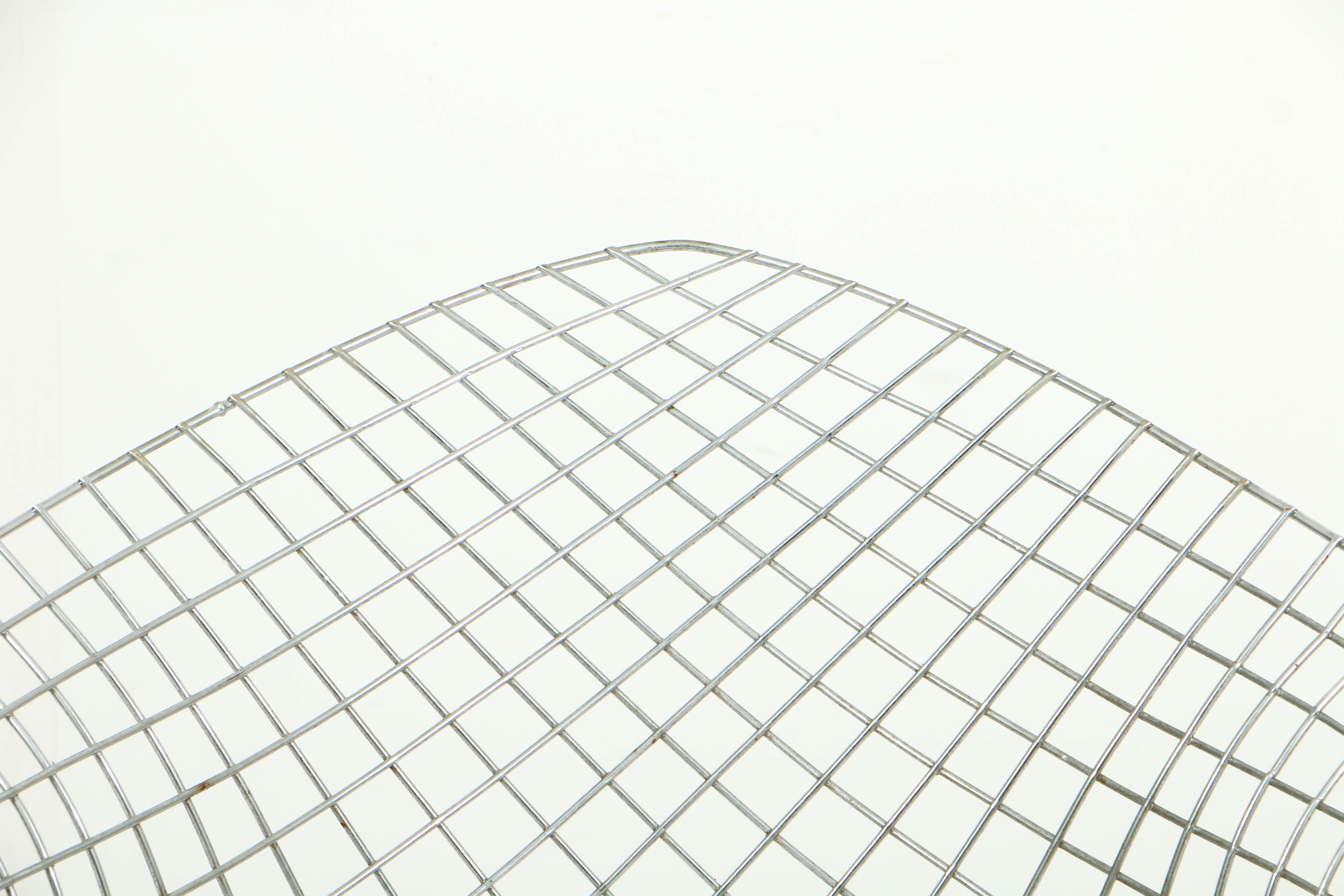 Vintage Modernist "Diamond" Chair by Harry Bertoia for Knoll