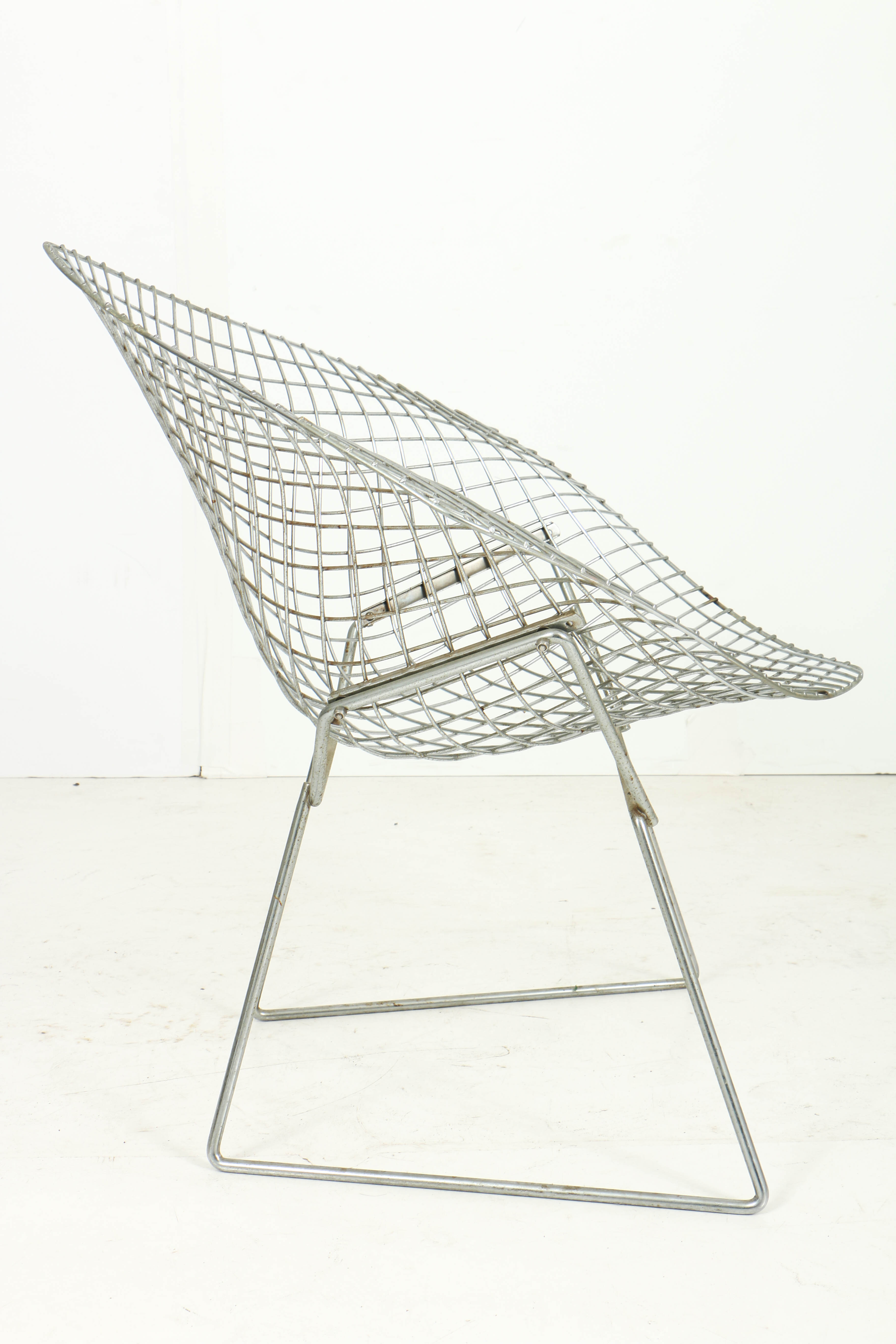 Vintage Modernist "Diamond" Chair by Harry Bertoia for Knoll