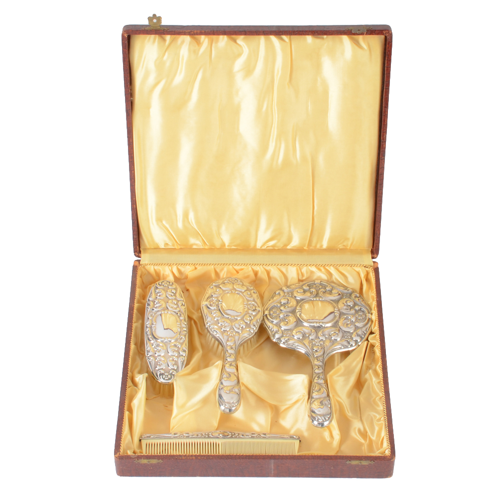 German 835 Silver Dresser Vanity Set by Gayer & Krauss