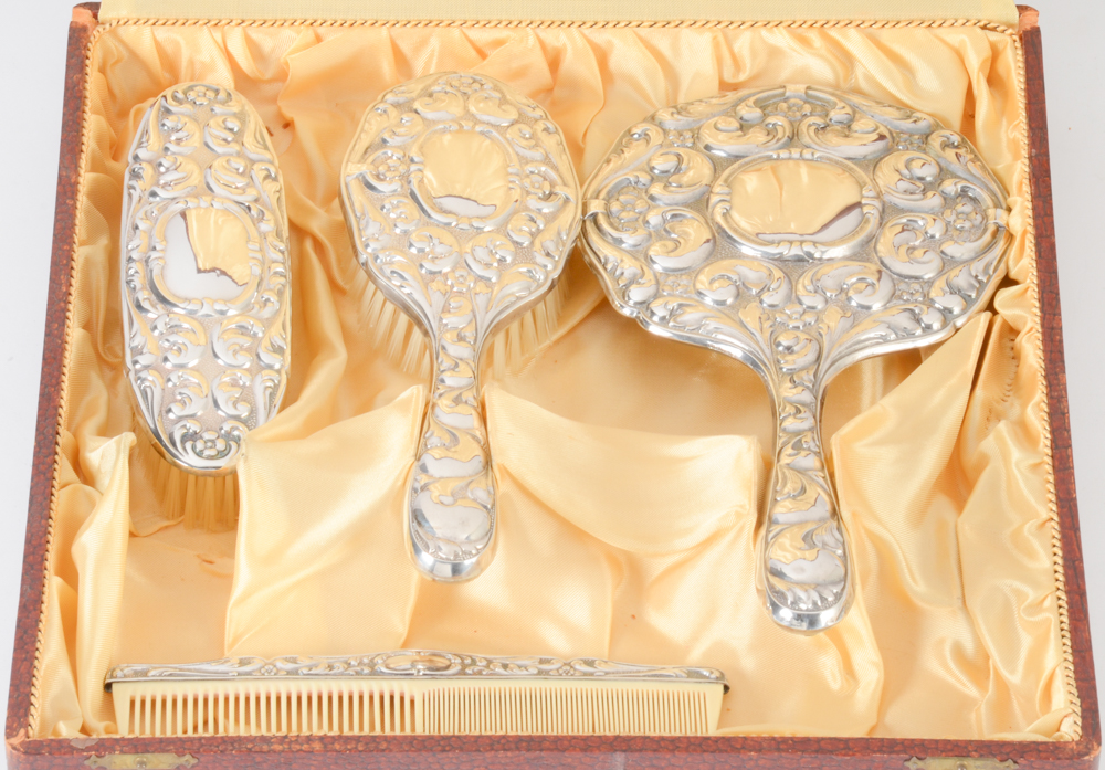 German 835 Silver Dresser Vanity Set by Gayer & Krauss