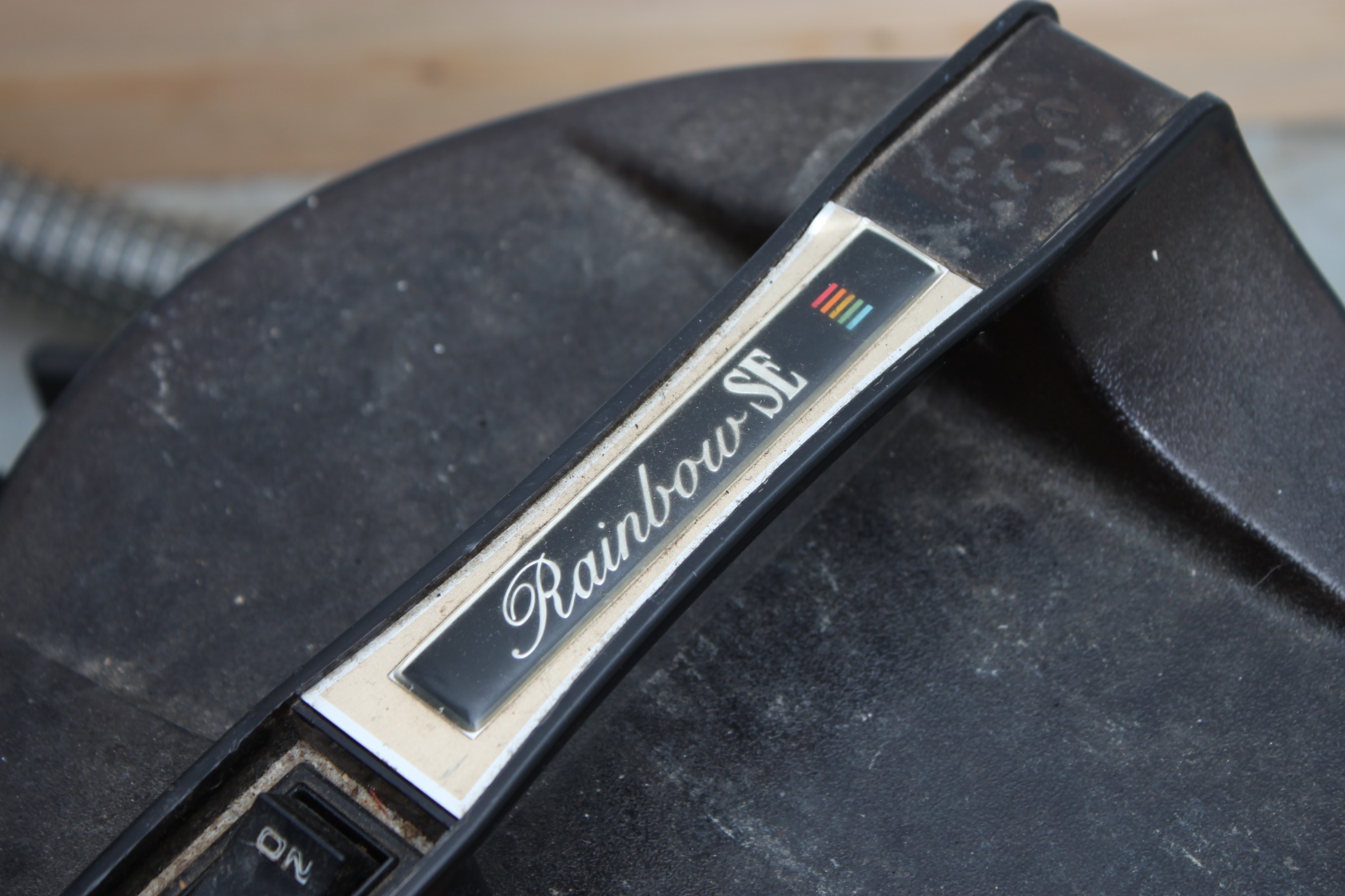 Rainbow SE Canister Vacuum With Attachments