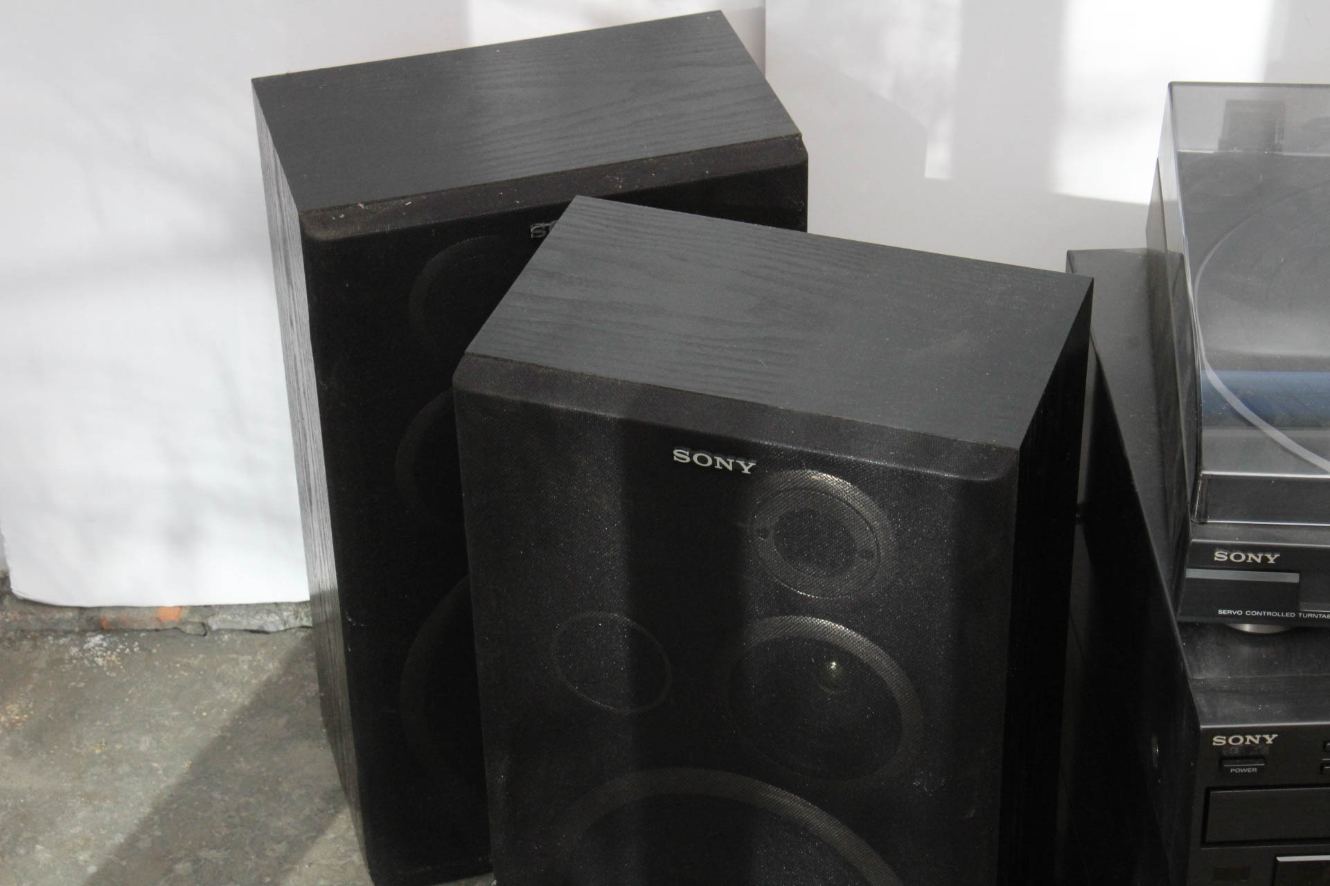 Sony Stereo System with Turntable, Speakers, and CD Player