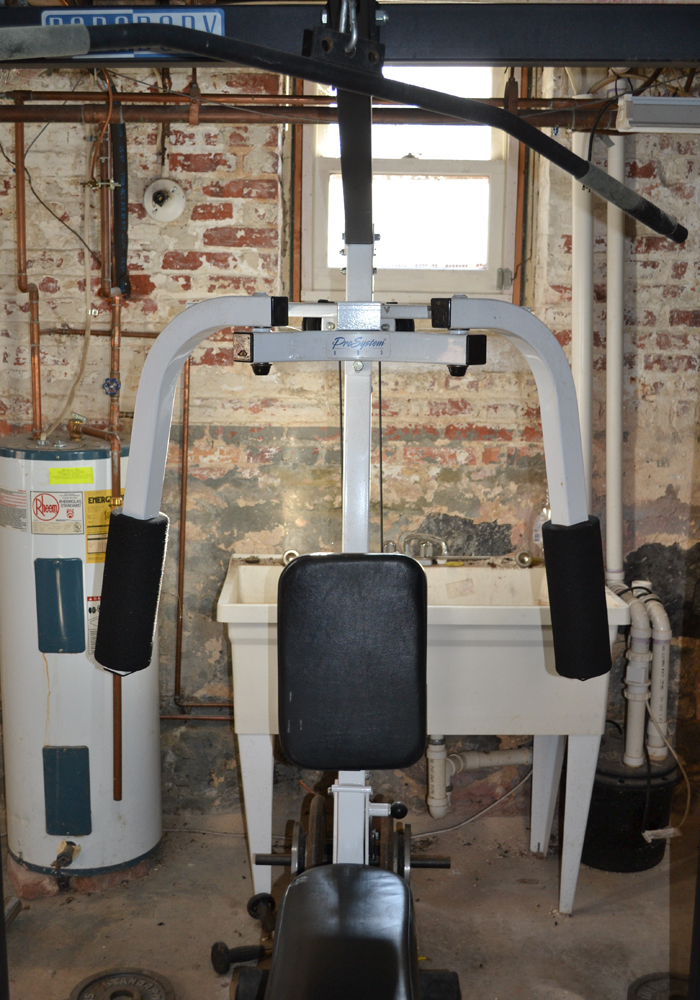 Parabody 893 Pro Weight Lifting System with Accessories
