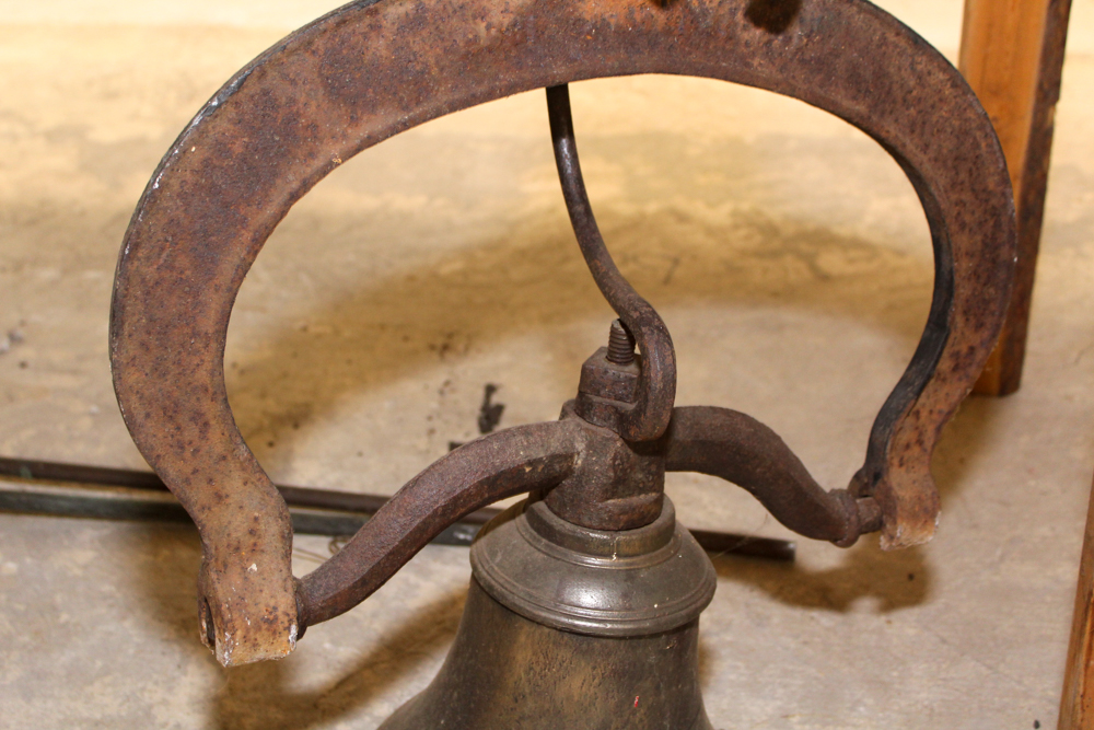 Antique Crystal Metal #2 Cast Iron Church Bell