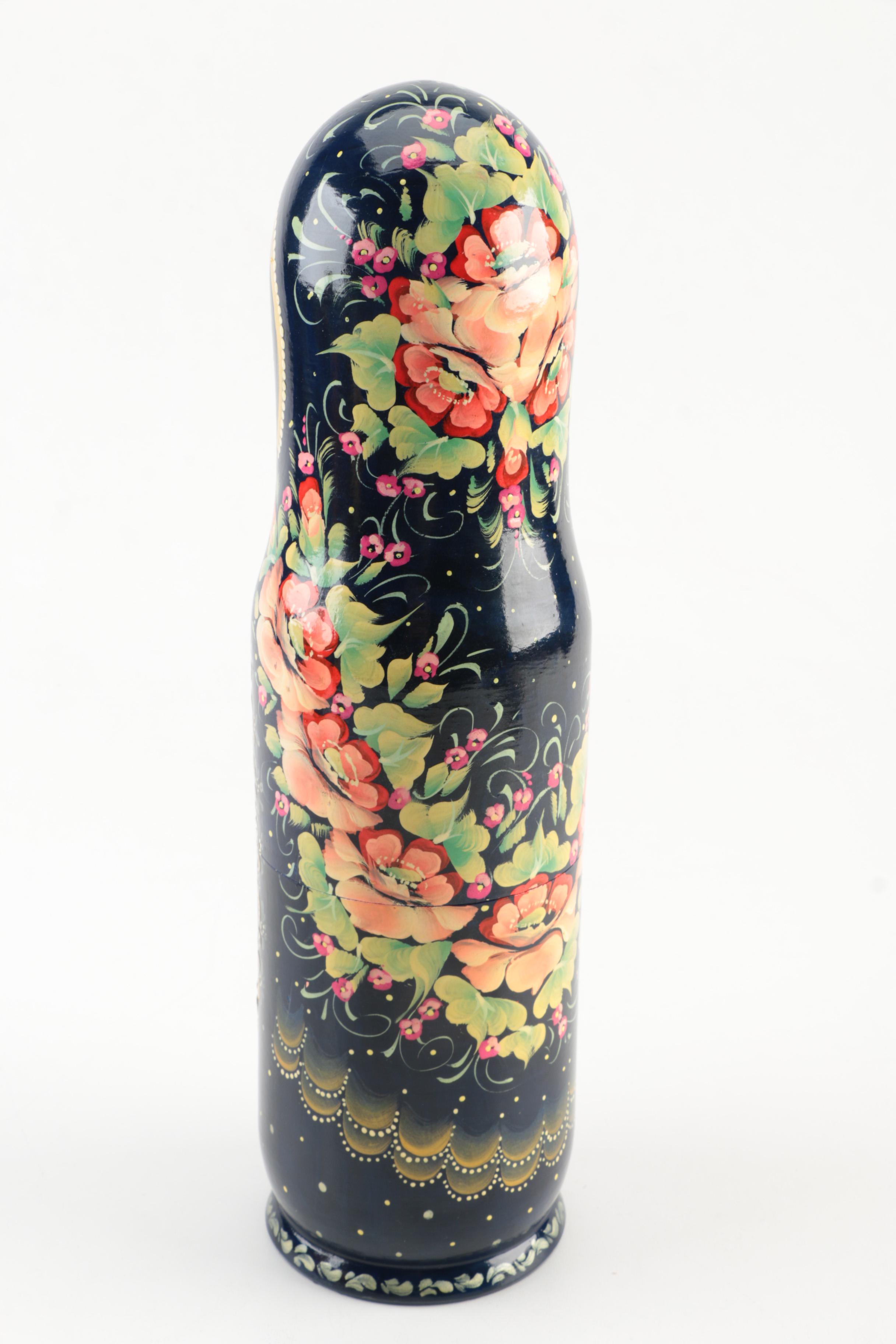 Russian Style Wood Nesting Dolls