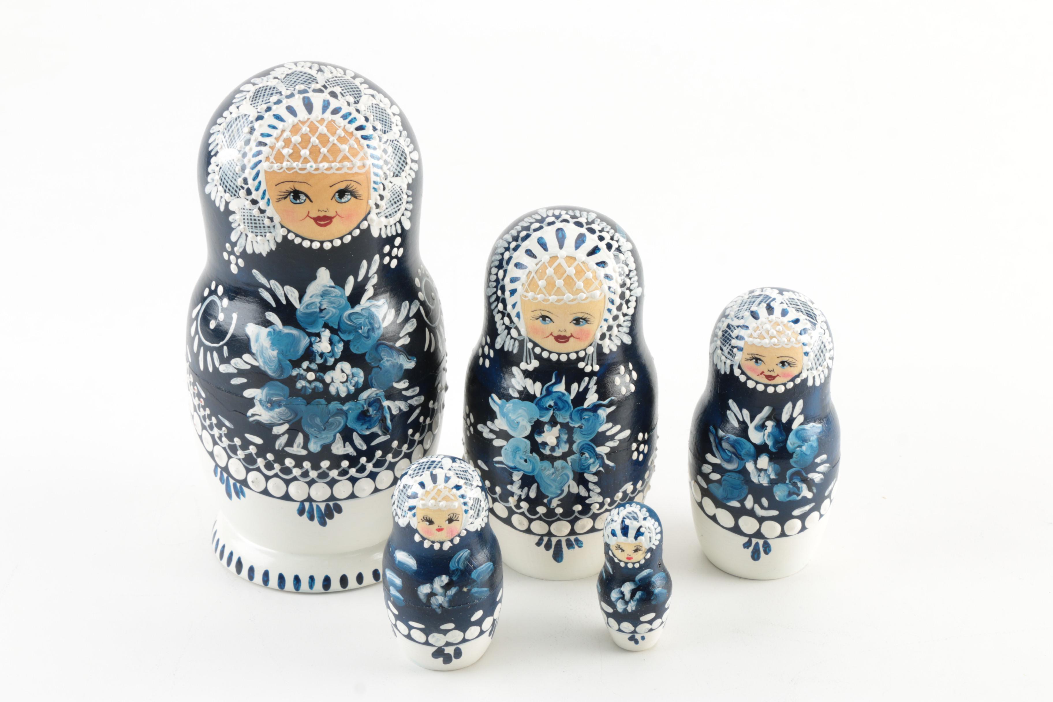 Russian Style Wood Nesting Dolls