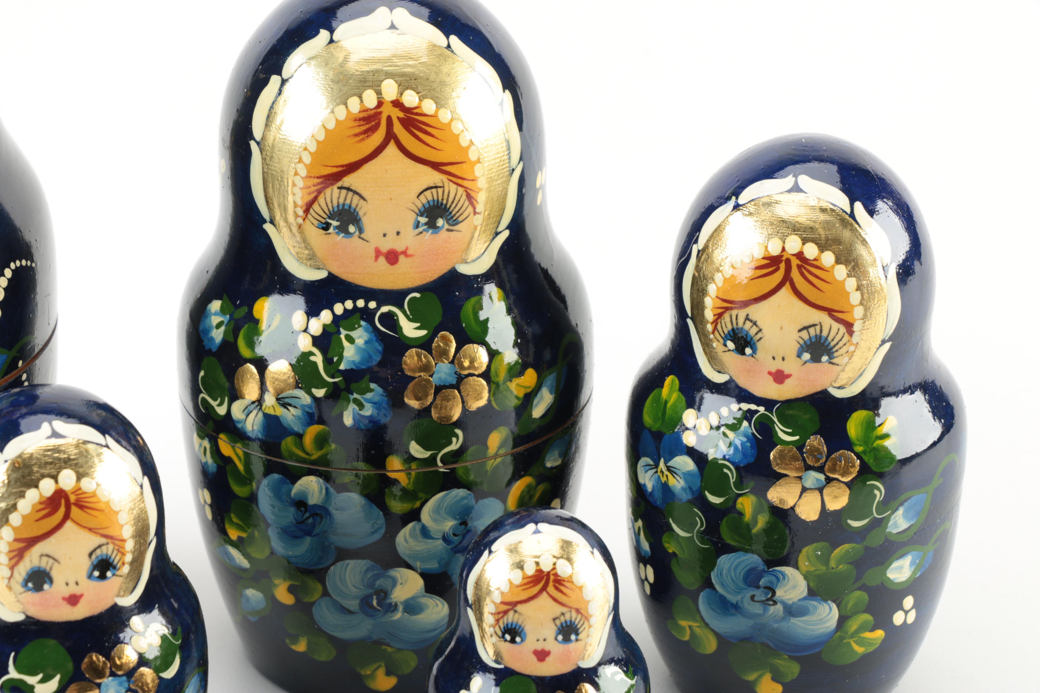 Russian Style Wood Nesting Dolls