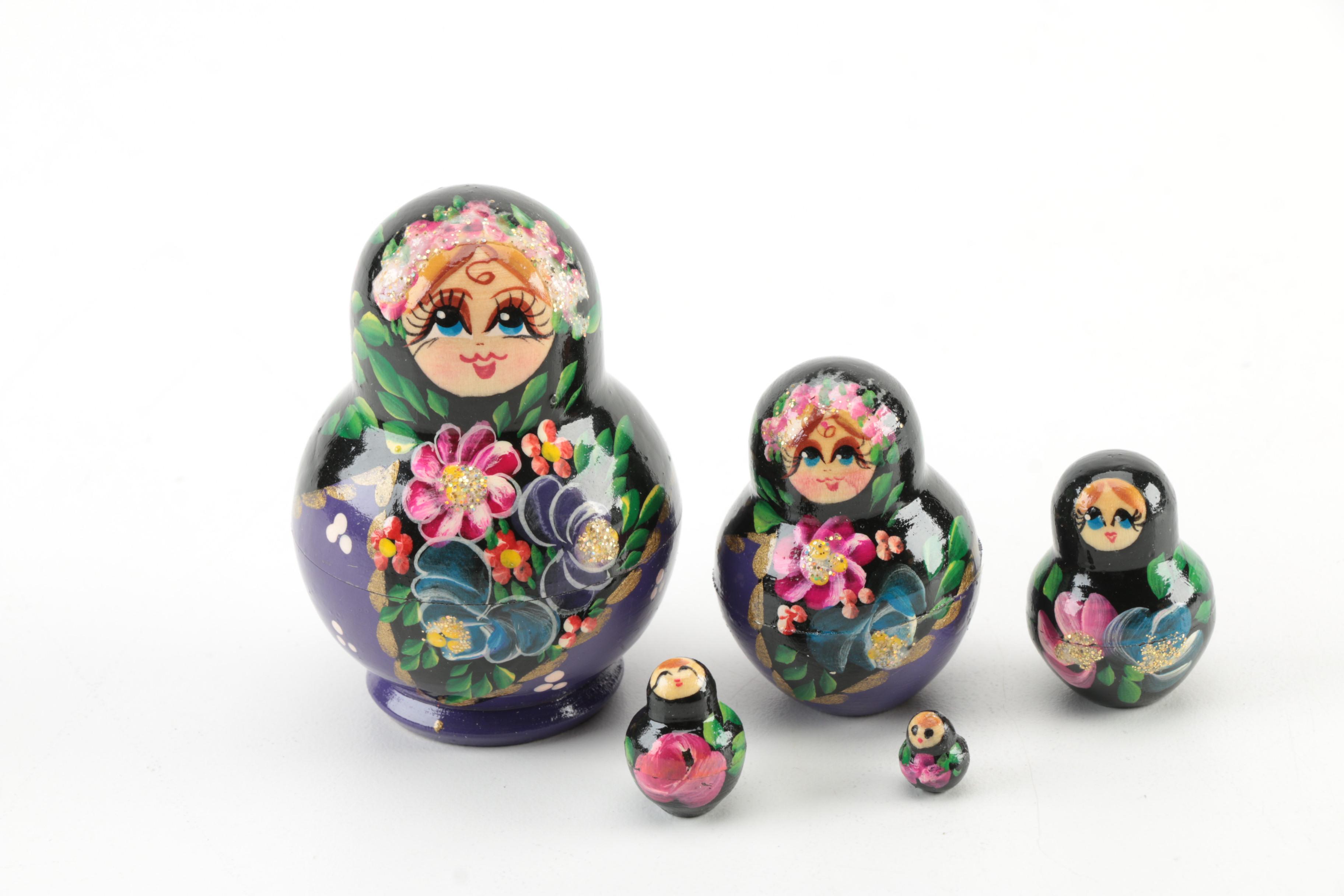 Russian Style Wood Nesting Dolls