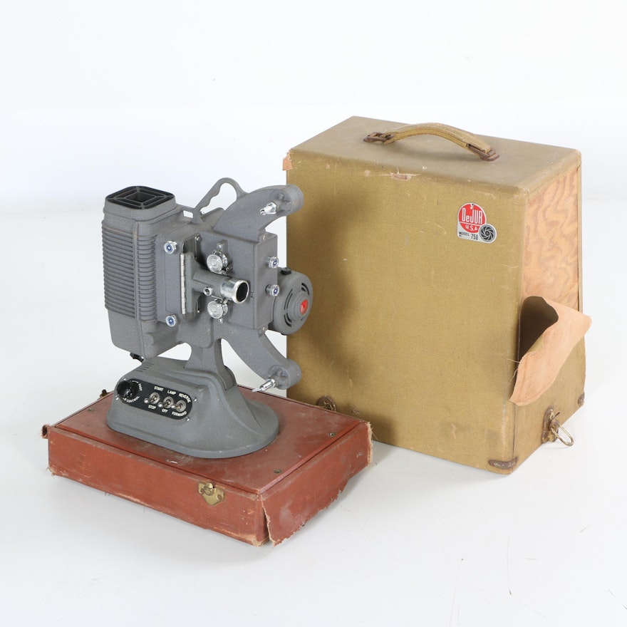Vintage DeJur-Amsco Corp. Model 750 8mm Home Movie Projector
