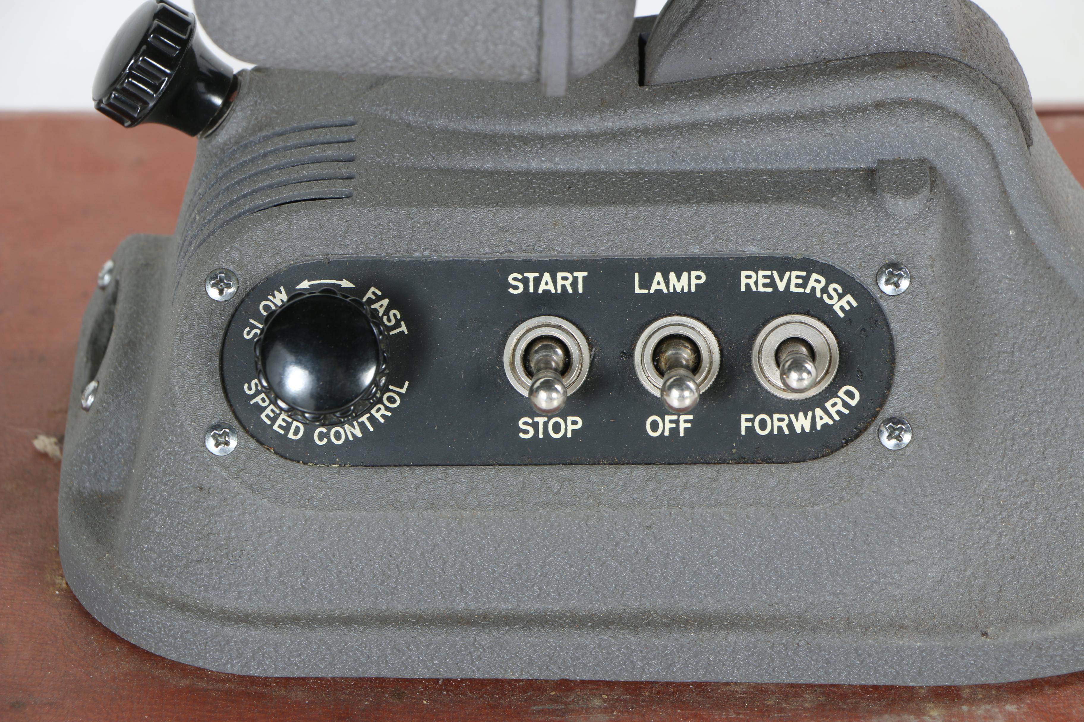 Vintage DeJur-Amsco Corp. Model 750 8mm Home Movie Projector