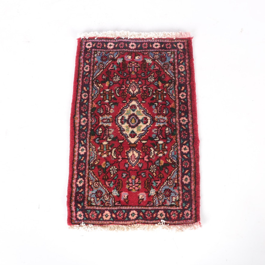 Hand-Knotted Persian Hamadan Accent Rug