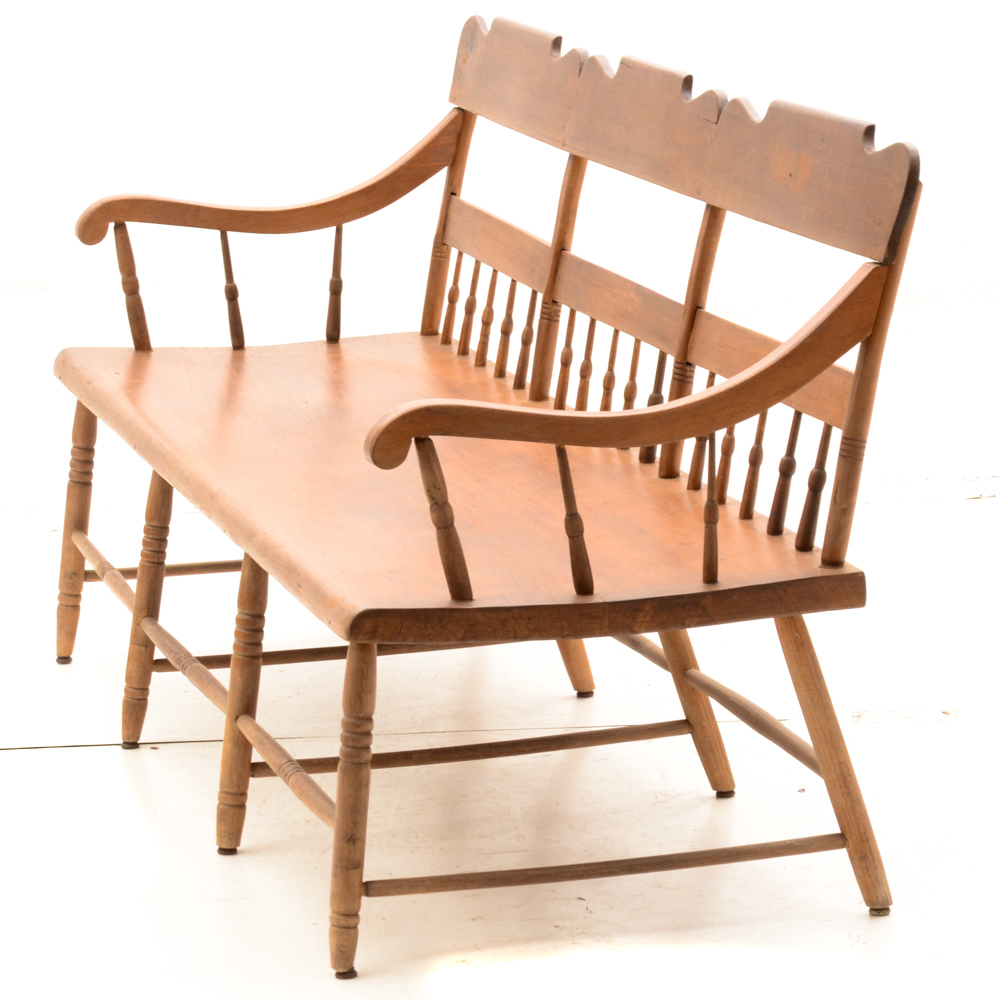 Antique Handcrafted Pennsylvania Deacon Bench